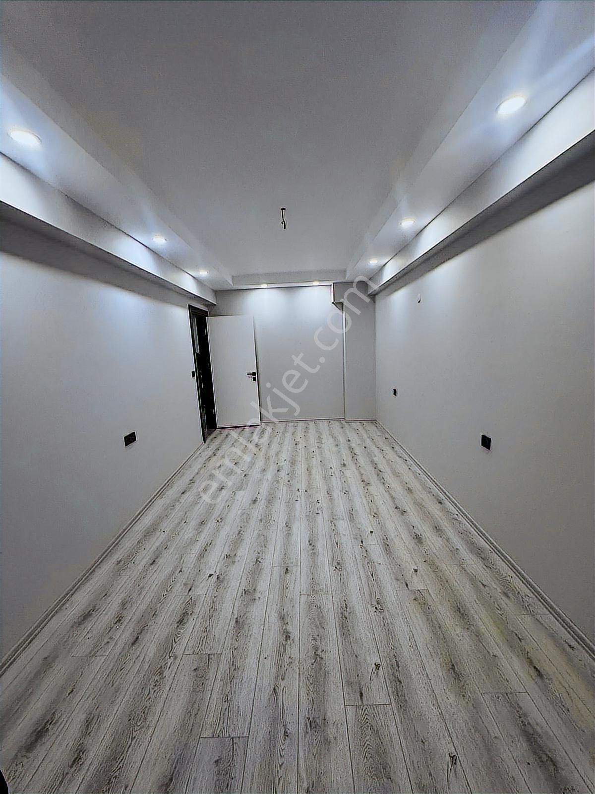Bandırma Maviden Ultra Lüks Şık Tasarımlı 5+1+2 Satılık Triplex - Görsel 22
