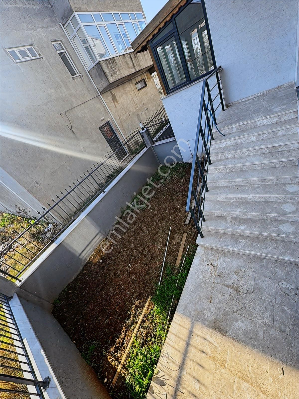 Bandırma Maviden Ultra Lüks Şık Tasarımlı 5+1+2 Satılık Triplex - Görsel 17