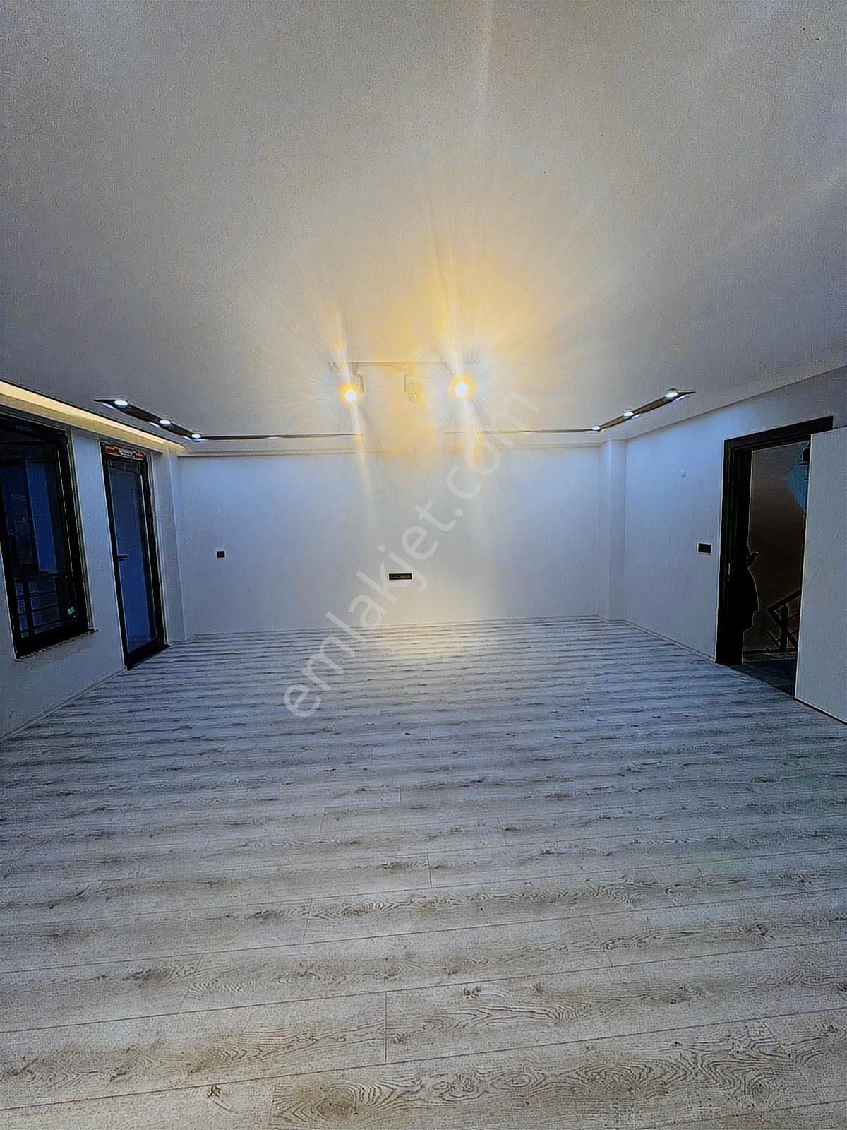 Bandırma Maviden Ultra Lüks Şık Tasarımlı 5+1+2 Satılık Triplex - Görsel 33