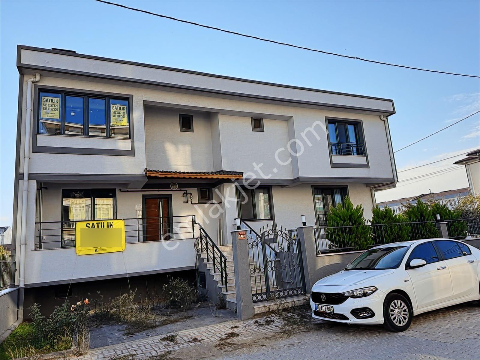 Bandırma Maviden Ultra Lüks Şık Tasarımlı 5+1+2 Satılık Triplex