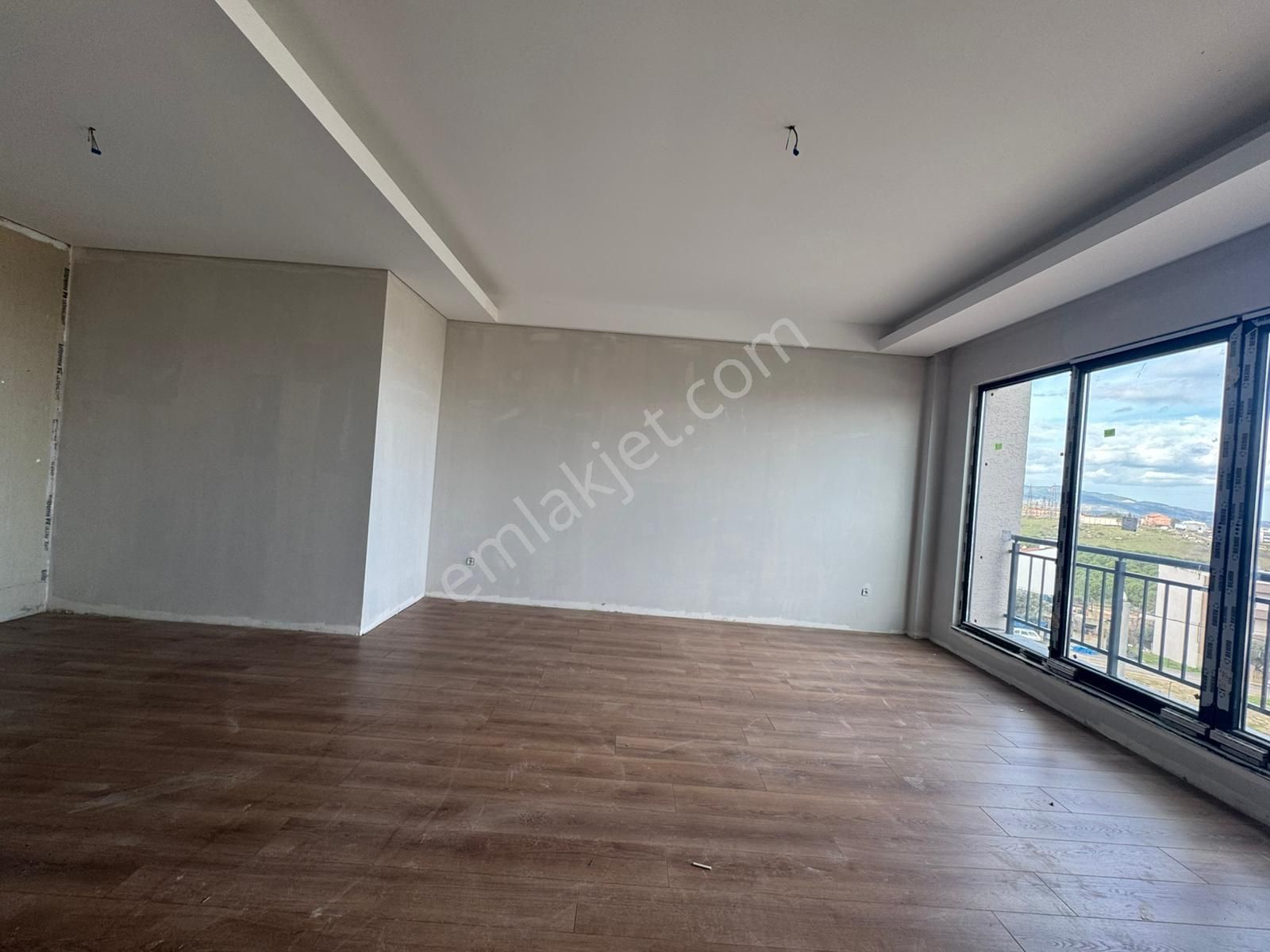 Bandırma Mavi Emlaktan Yeni Mahallede Lüks Satılık Daire - Görsel 6