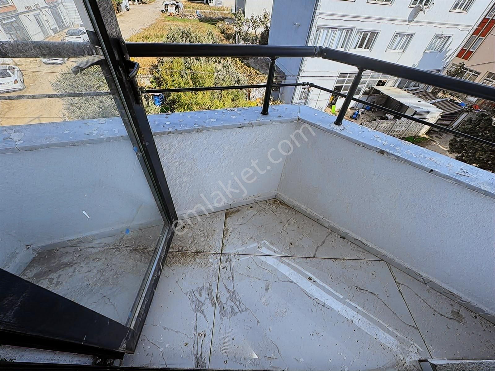 Bandırma Mavi Emlaktan Ayyıldız Mahallesinde Kiralık Daire - Görsel 26