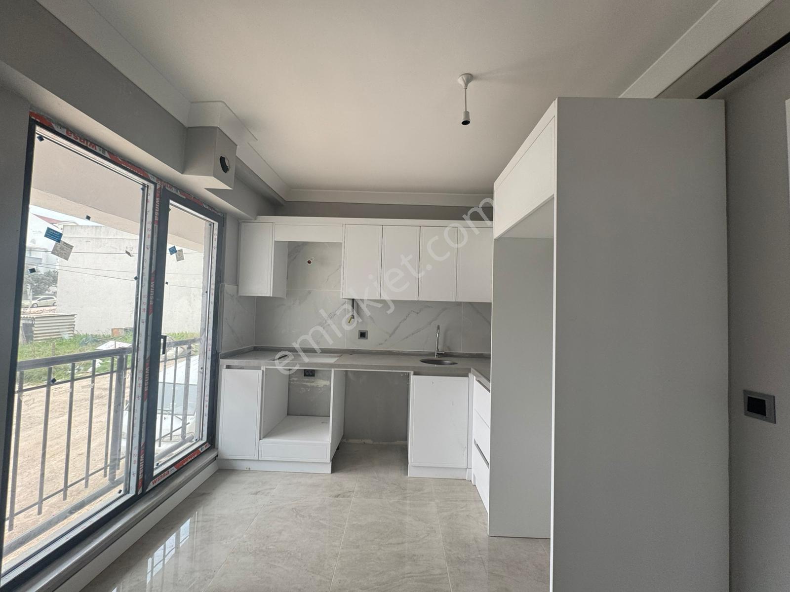 Bandırma Mavi Emlaktan Yeni Mahallede 2+0 Satılık Daire