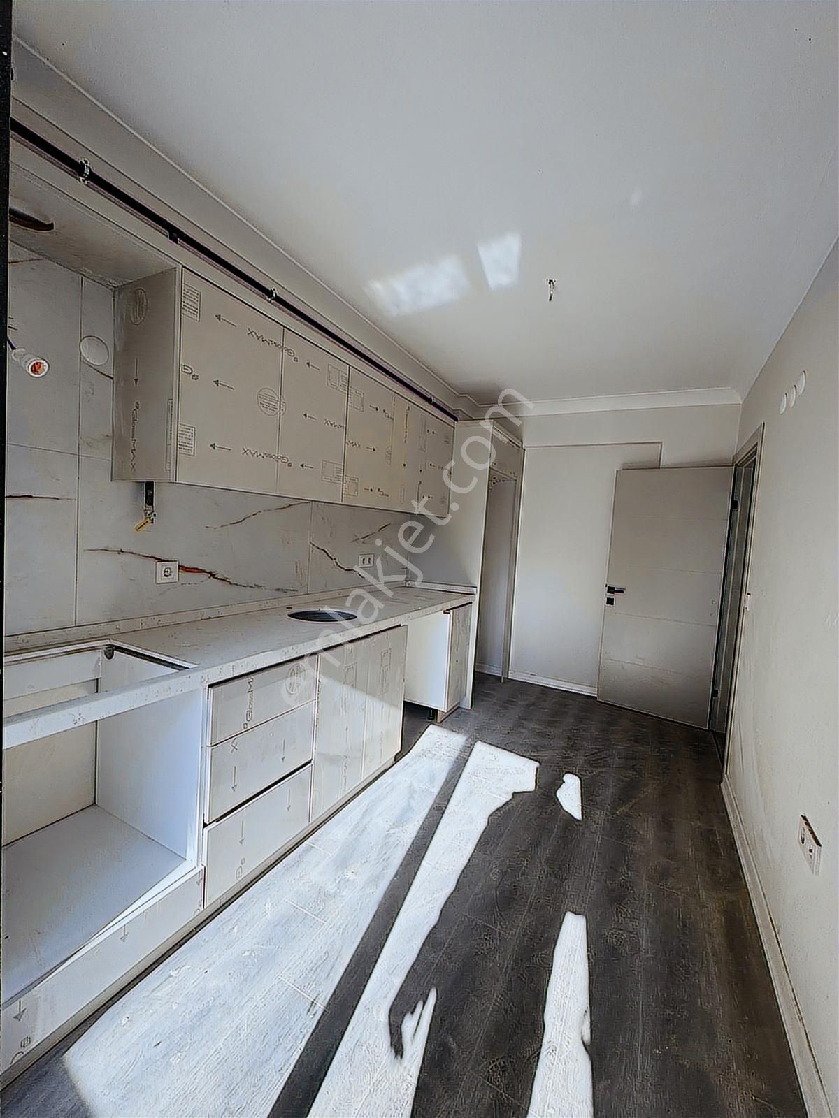 Bandırma Mavi Emlaktan İhsaniye Mah. 2+1 Y.giriş Satılık Daire - Görsel 12