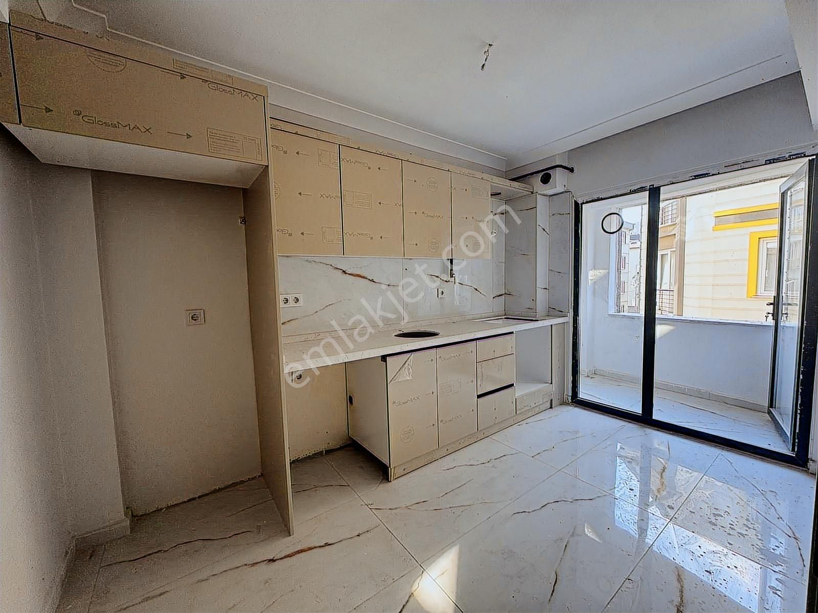 Bandırma Mavi Emlaktan İhsaniye Mah. 2+1 Y.giriş Satılık Daire