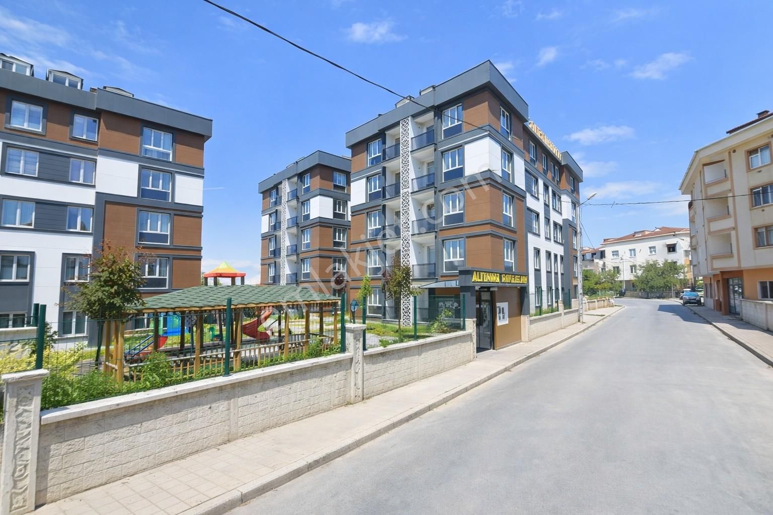 Altınser Konakları'nda Satılık 3+1 Sıfır Daire