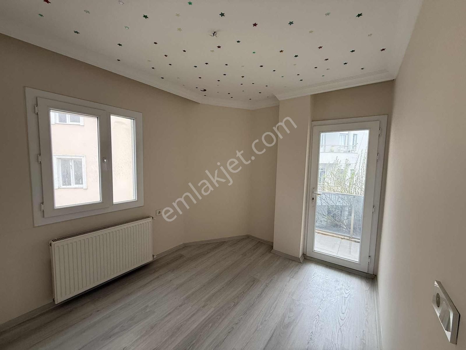 Kuşadası Davutlar Merkezde Satılık 3+1 Daire - Görsel 4