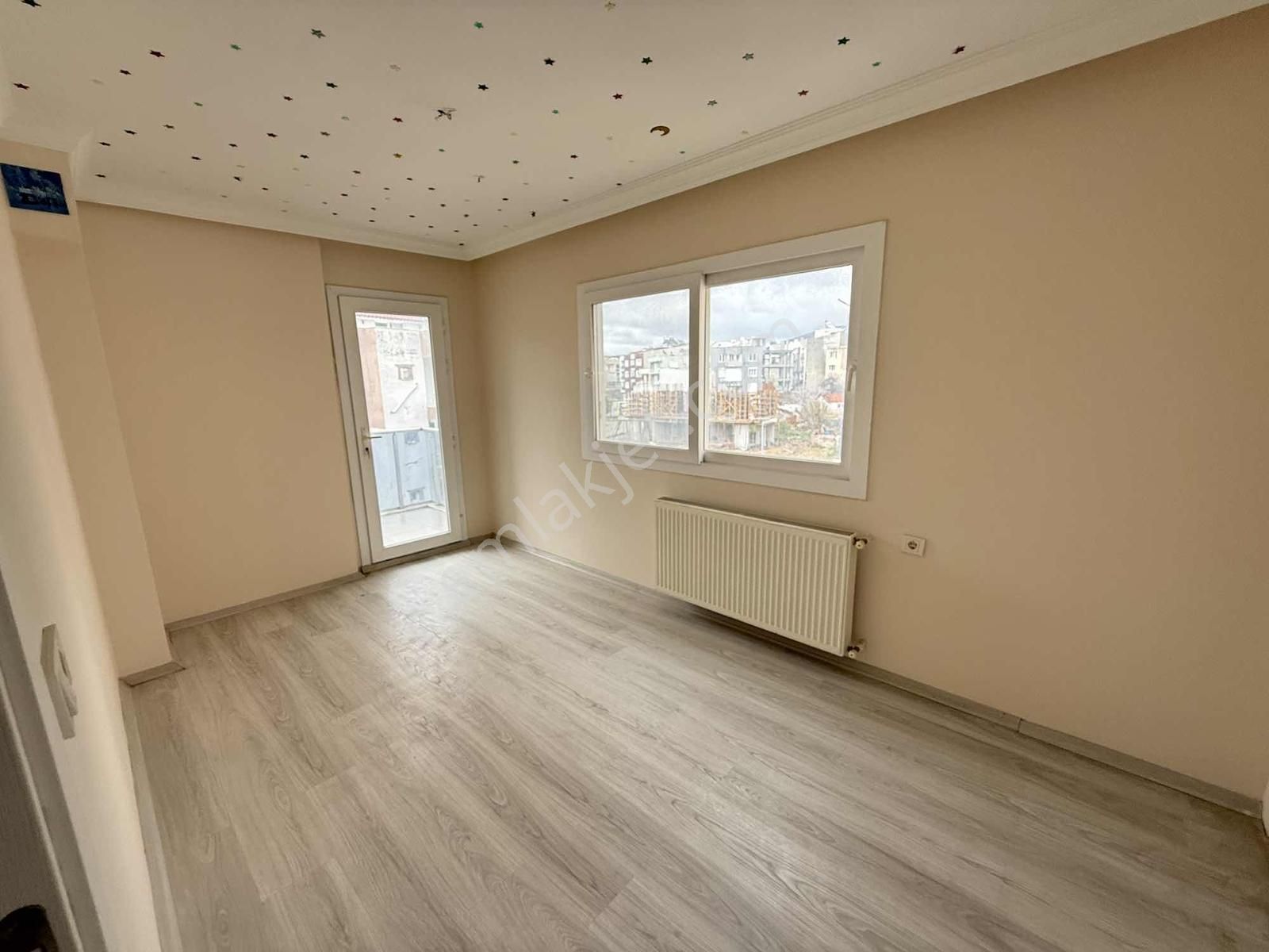 Kuşadası Davutlar Merkezde Satılık 3+1 Daire - Görsel 2