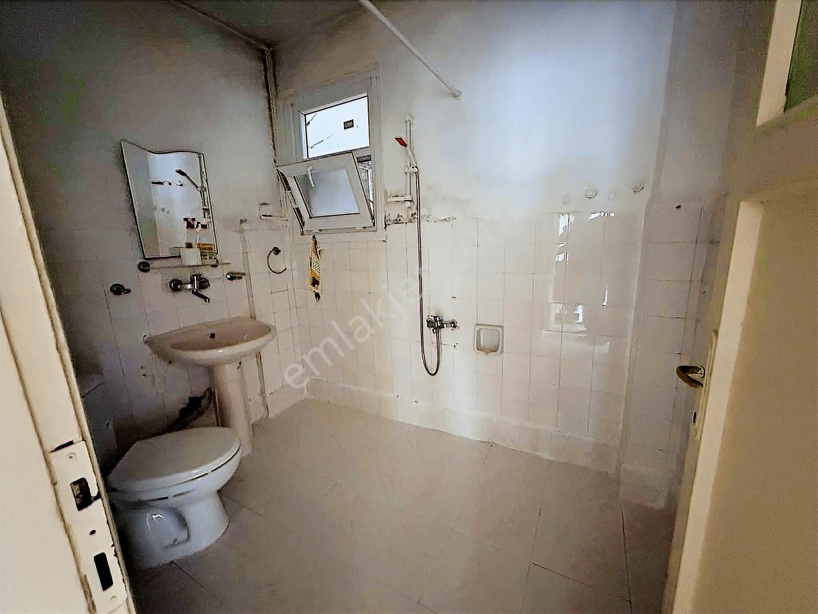 Kiralık Yüksek Giriş 2+1 Zeynep Kamil Üsküdar - Görsel 15