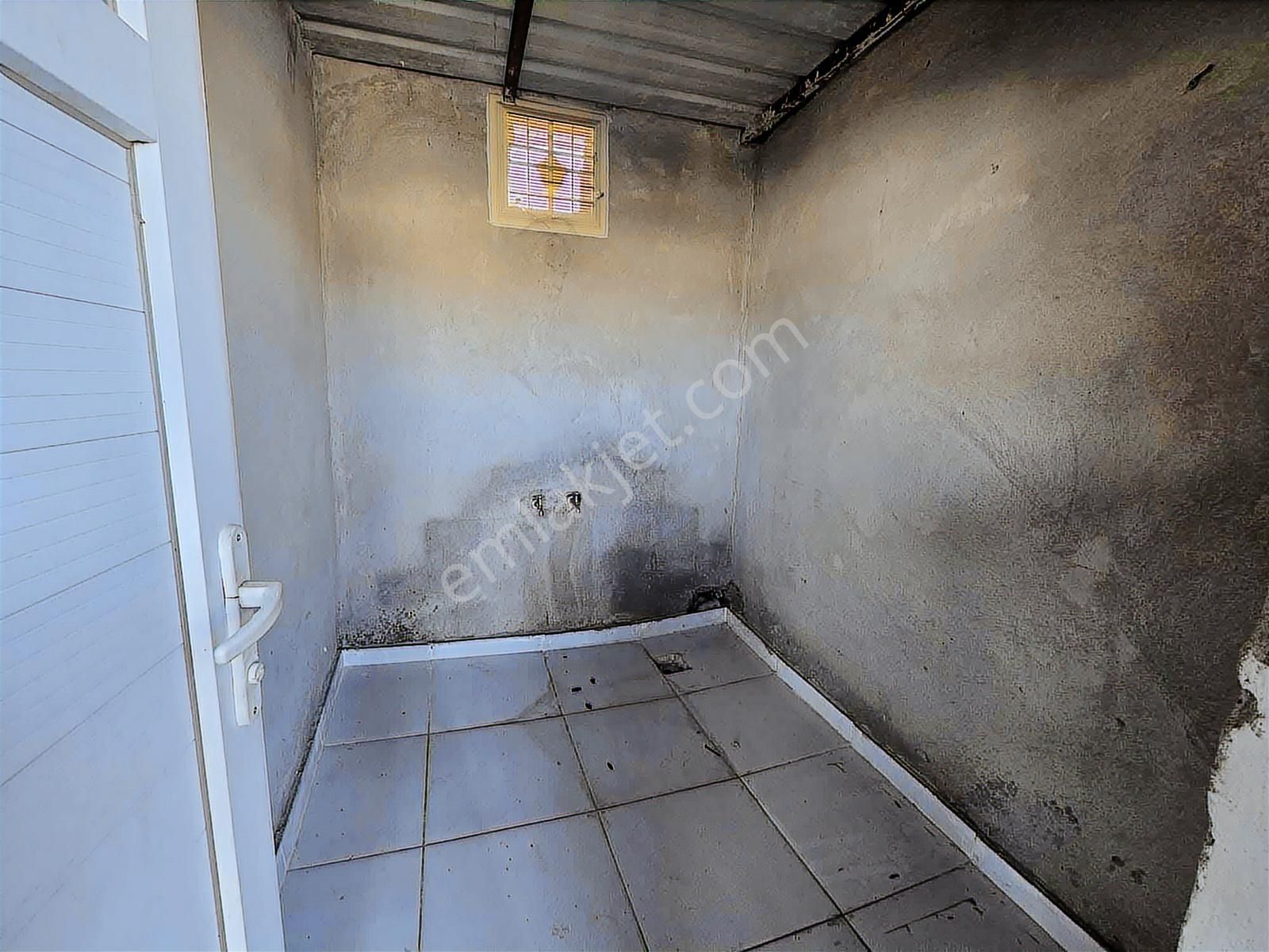 Yüreğir Bahçelievler De Satılık 3 Katlı Müstakil Kelepir Fiyata - Görsel 5