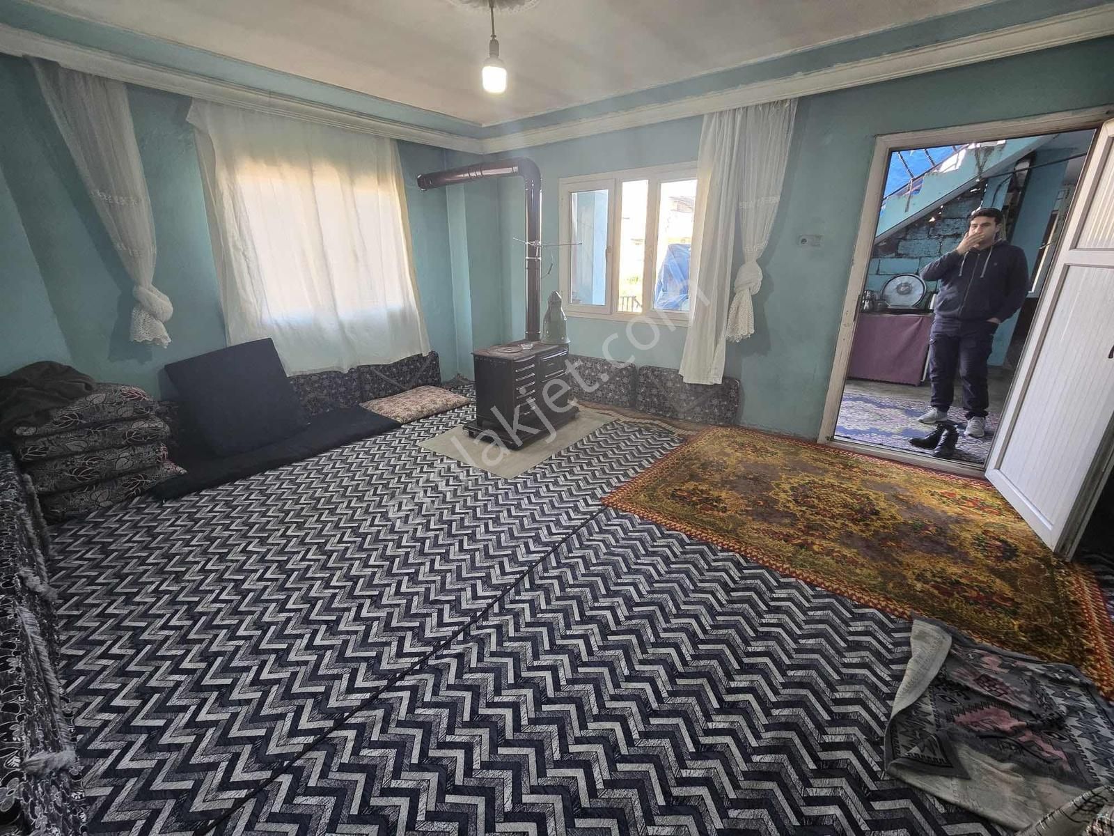 Yüreğir Bahçelievler De Satılık 3 Katlı Müstakil Kelepir Fiyata - Görsel 12