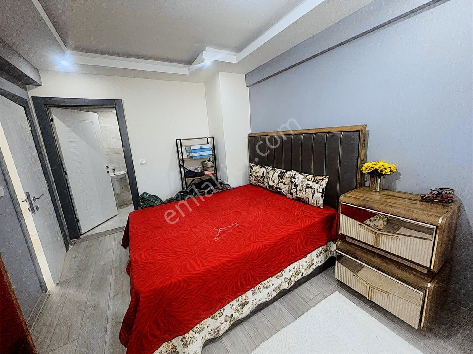 Site İçerisinde Havuzlu Ara Kat Kombili Güvenlikli Satılık 3+1 - Görsel 14