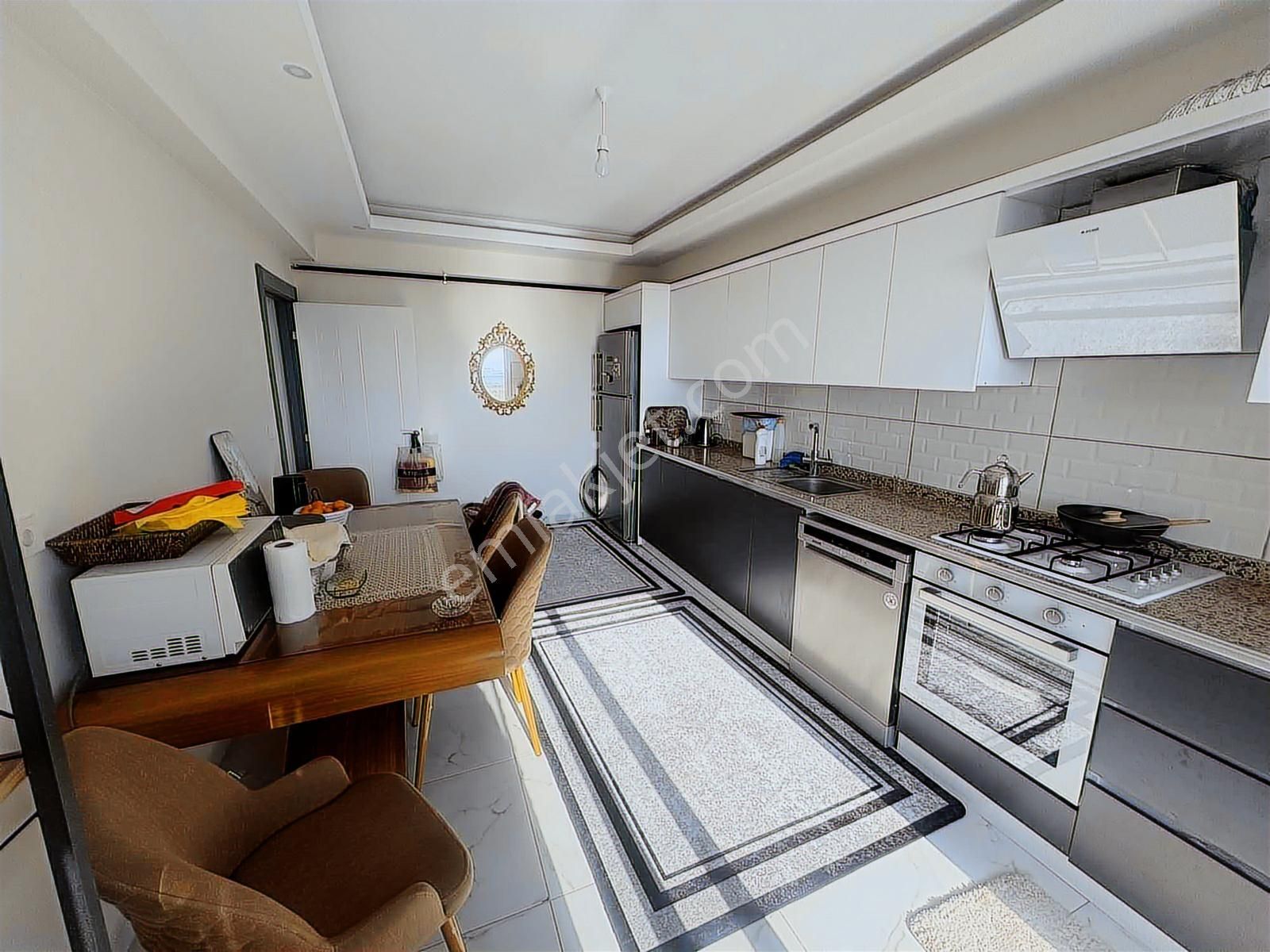 Site İçerisinde Havuzlu Ara Kat Kombili Güvenlikli Satılık 3+1 - Görsel 23