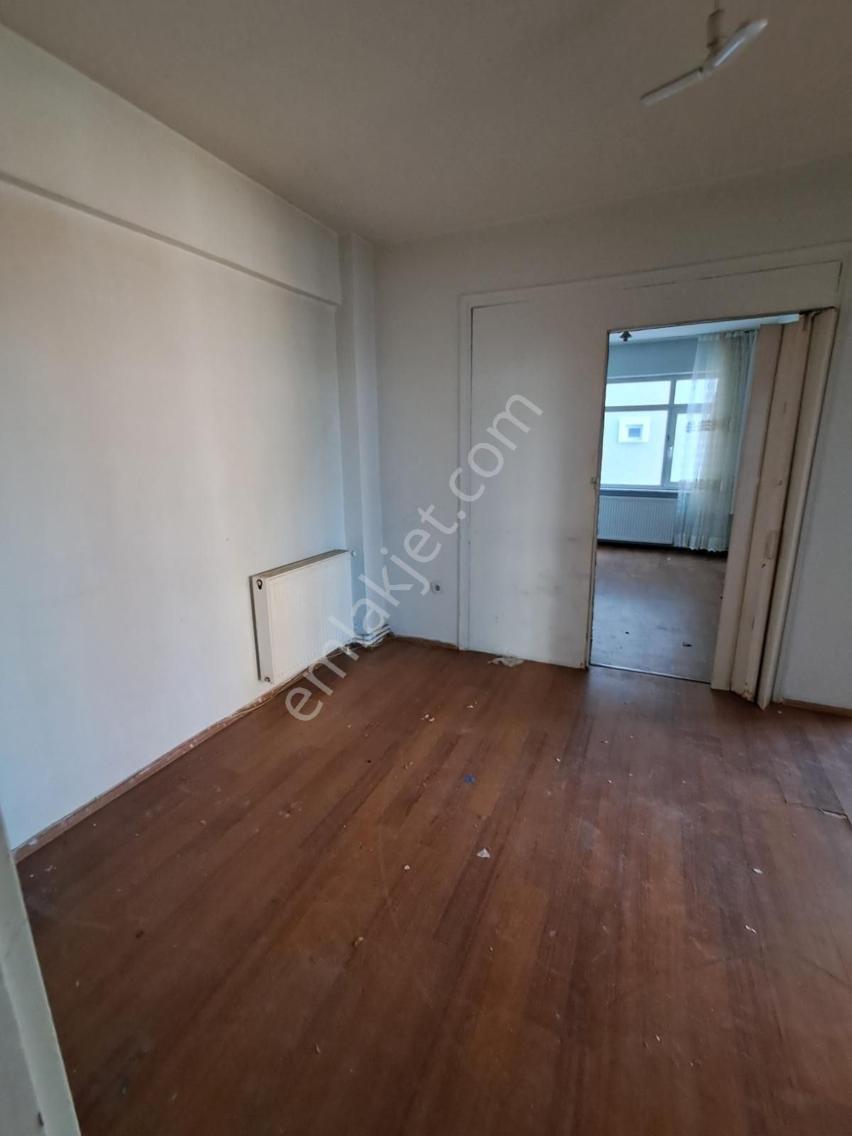 Bahçelievler Siyavuşpaşa Camii Yakını Kiralık 2+1 Daire 26000 - Görsel 24