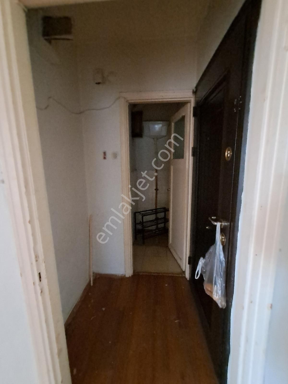 Bahçelievler Siyavuşpaşa Camii Yakını Kiralık 2+1 Daire 26000 - Görsel 10