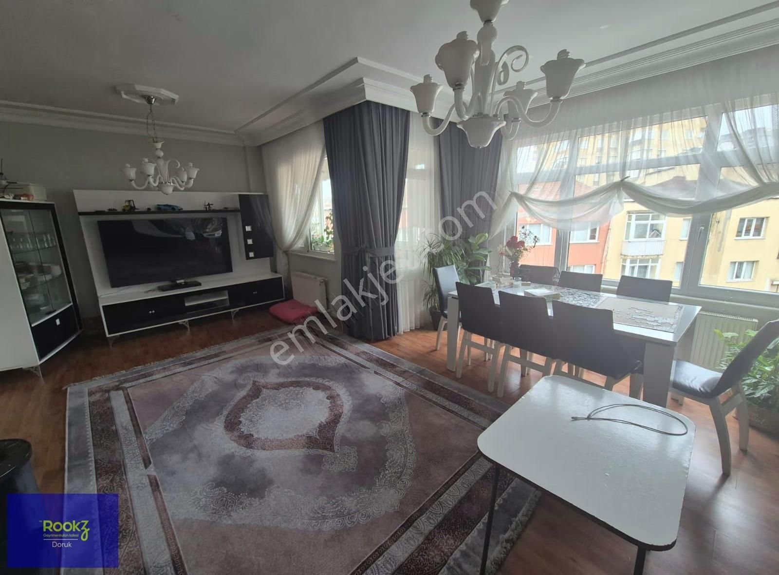 Rookzdoruk'dan Yukarı Mahallede Şehrin Merkezinde Geniş 3+1! - Görsel 16