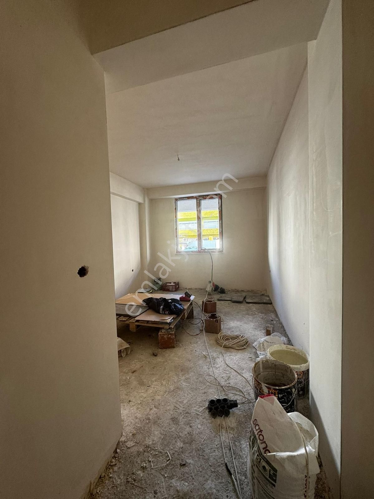 Bandırma Mavi Emlaktan 600 Evler Mah.yüksek G.1+1satılık Daire - Görsel 3