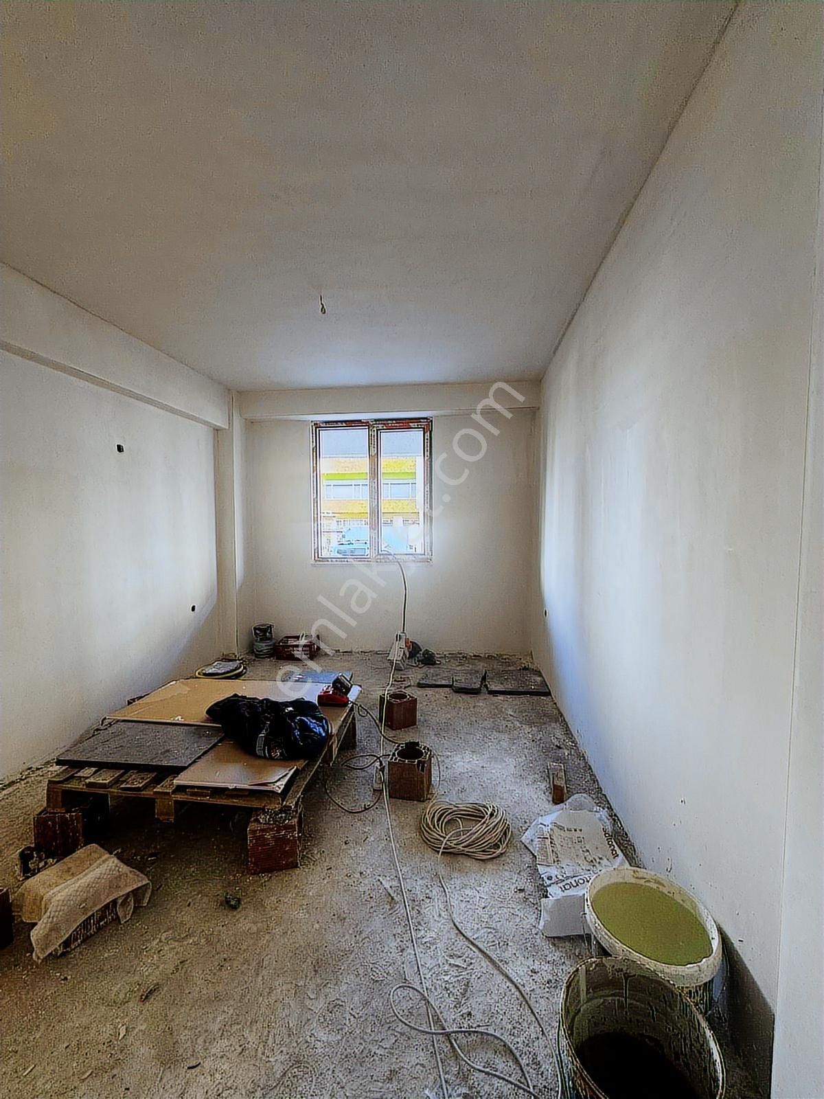 Bandırma Mavi Emlaktan 600 Evler Mah.yüksek G.1+1satılık Daire - Görsel 12