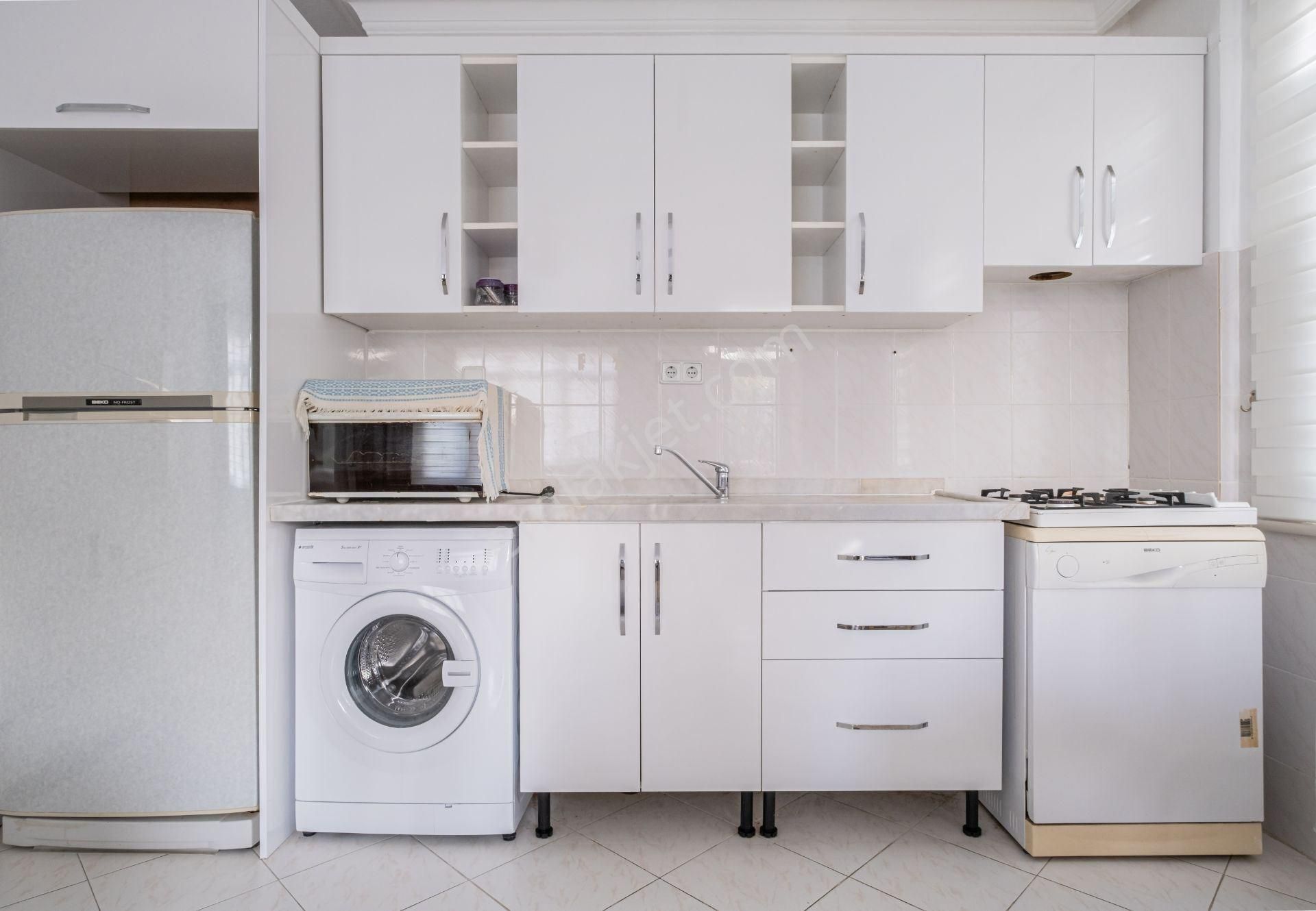 Alanya / Cumhuriyet Mahallesi’nde Satılık 2+1 Doğa Manzaralı Daire — Denize 300 Metre - Görsel 11