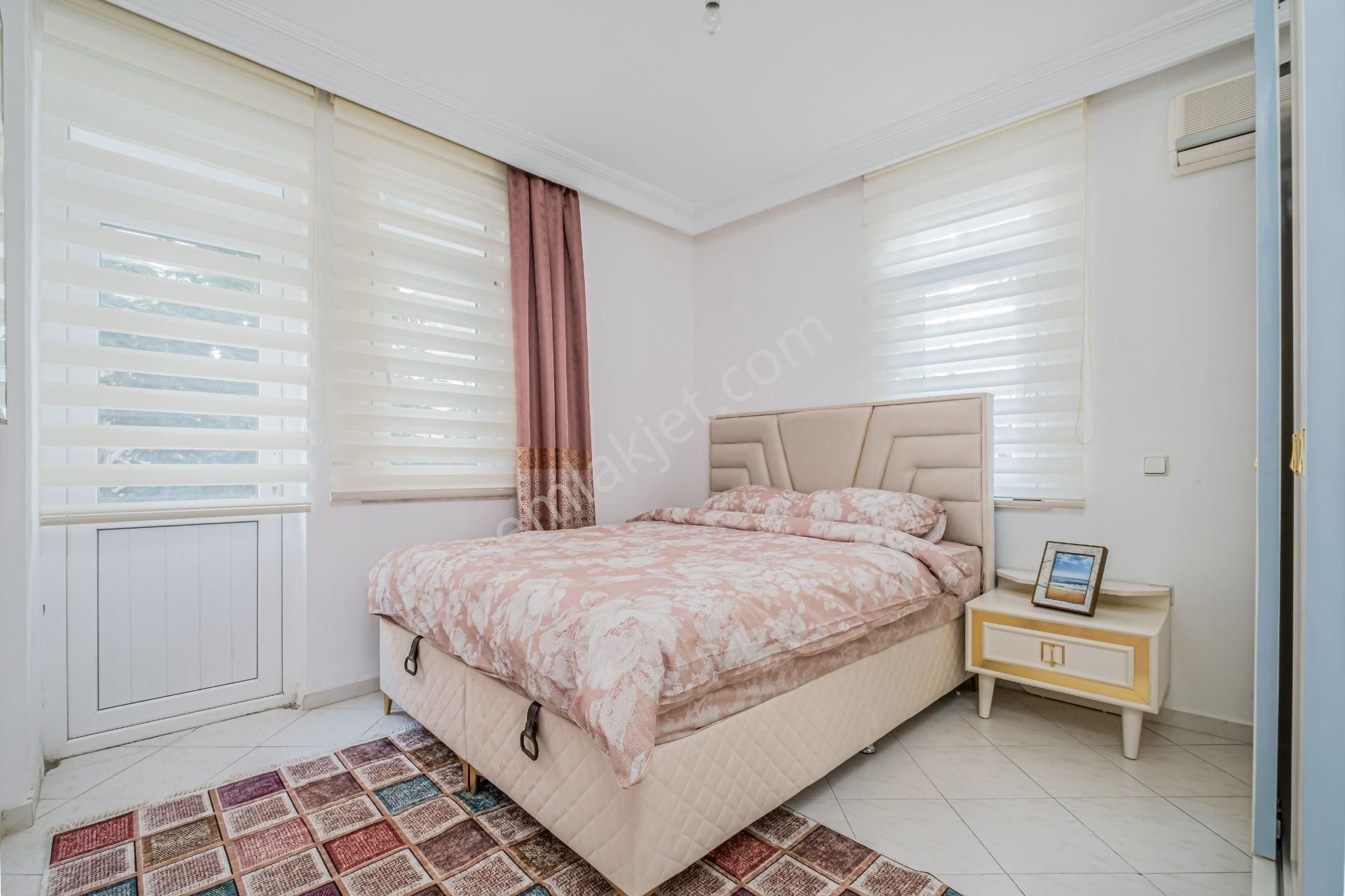 Alanya / Cumhuriyet Mahallesi’nde Satılık 2+1 Doğa Manzaralı Daire — Denize 300 Metre - Görsel 6