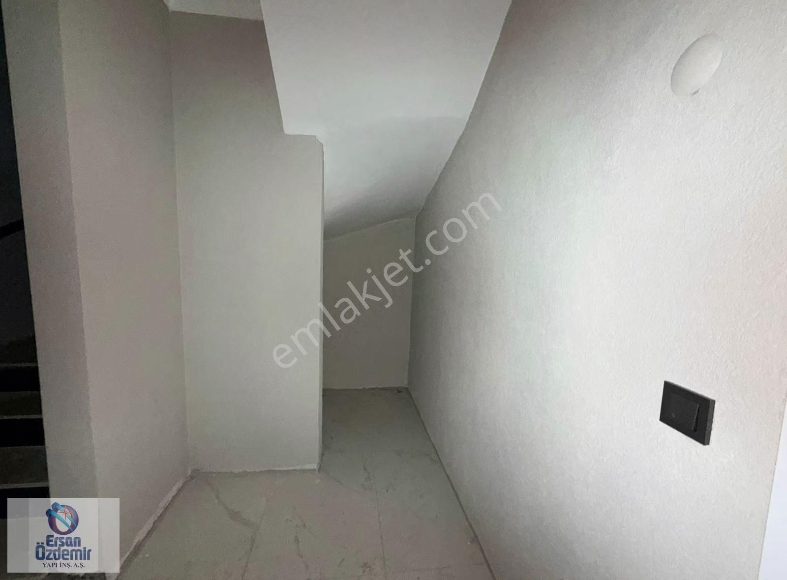 Ersan Özdemir İnşaattan Cemil Temelde 2+1 Açık Mutfk Ters Dublex - Görsel 15