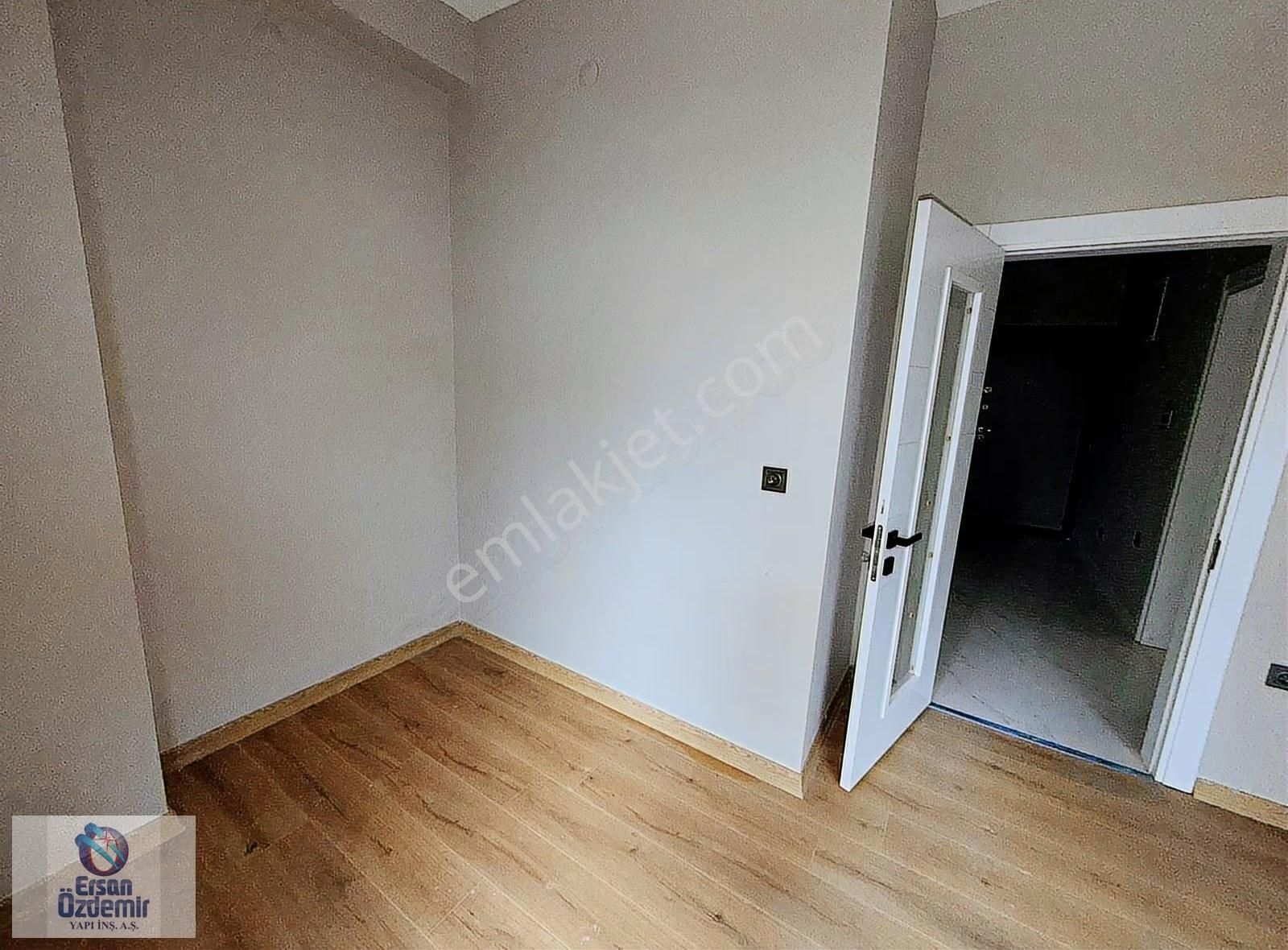 Ersan Özdemir İnşaattan Cemil Temelde 2+1 Açık Mutfk Ters Dublex - Görsel 13