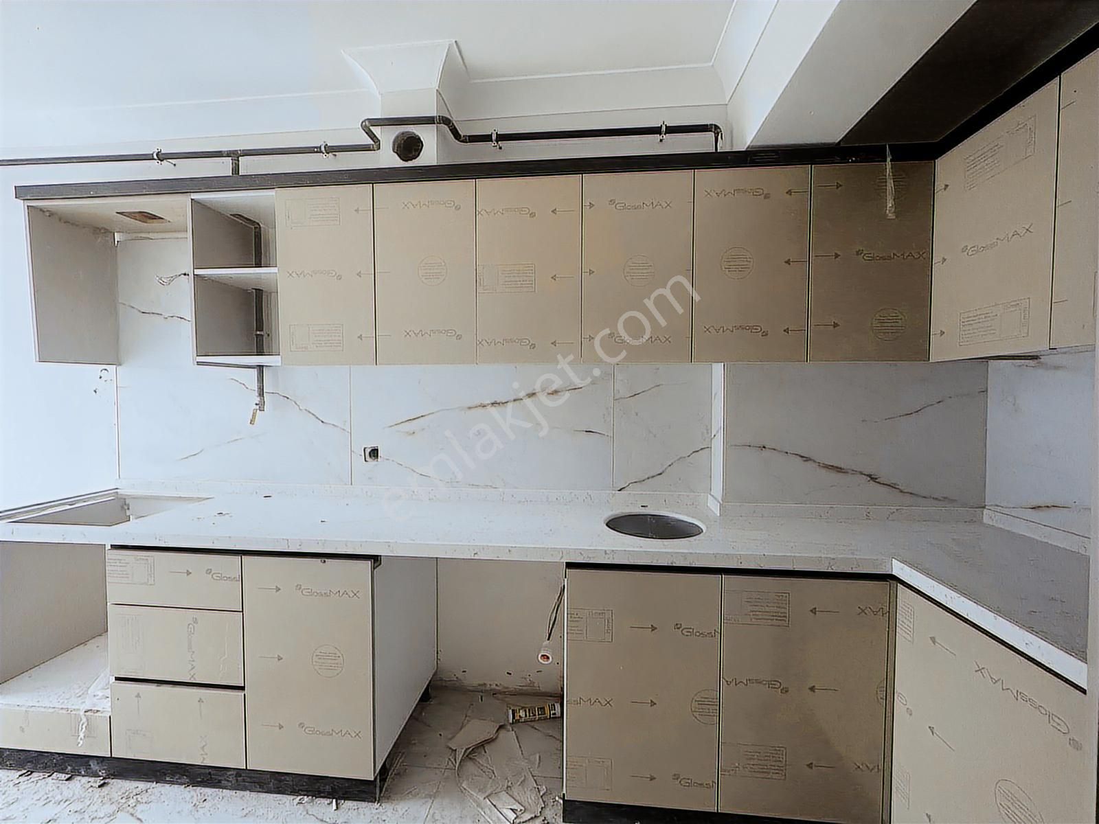 Bandırma Mavi Emlaktan Sunullah Mahallesinde 2+1 Satılık Daire