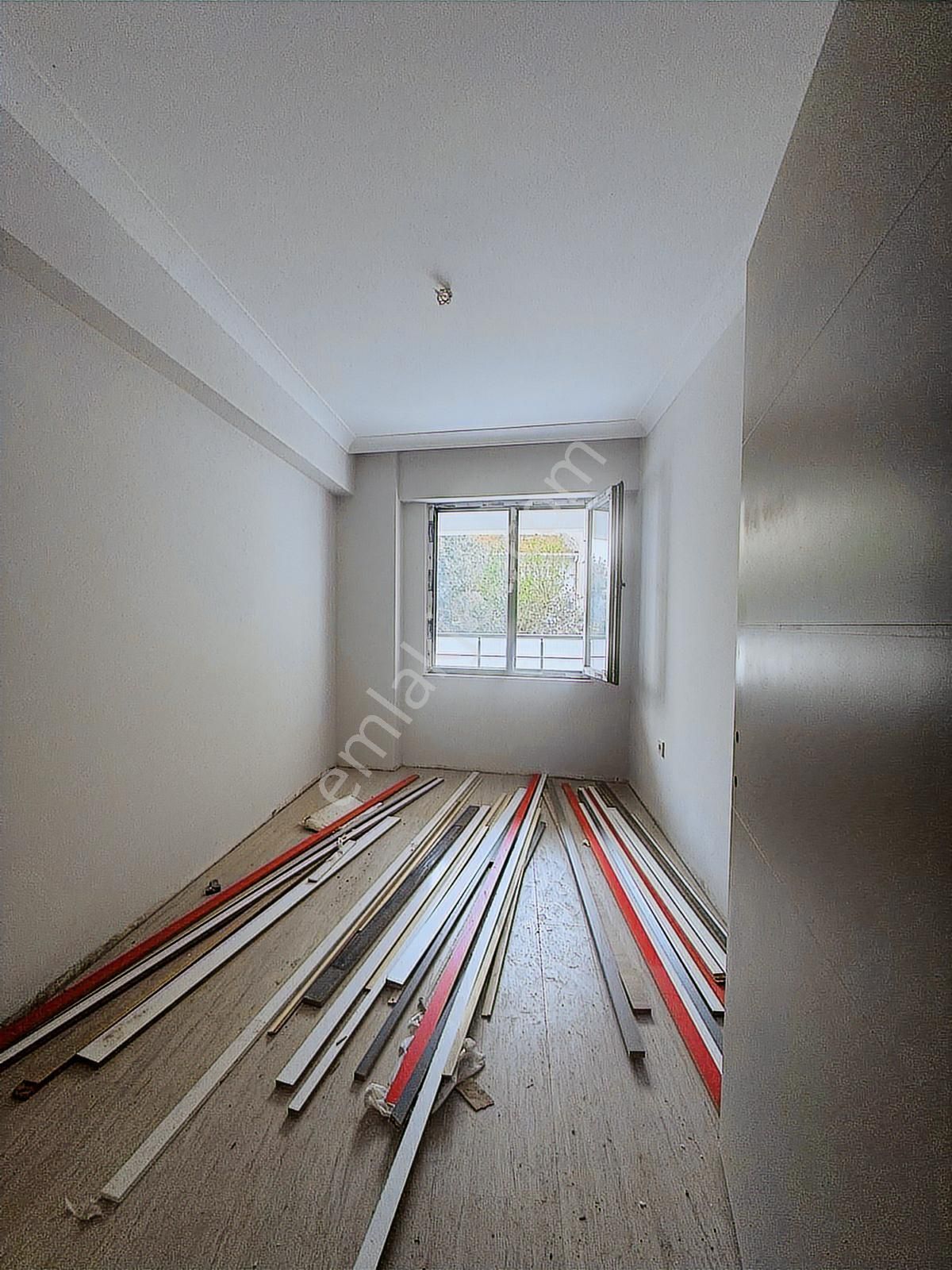 Bandırma Mavi Emlaktan Sunullah Mahallesinde 2+1 Satılık Daire - Görsel 2