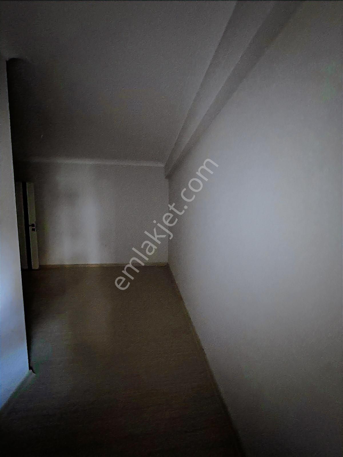 Bandırma Mavi Emlaktan 17 Eylül Mah. Y.giriş 2+1 Satılık Daire.. - Görsel 3