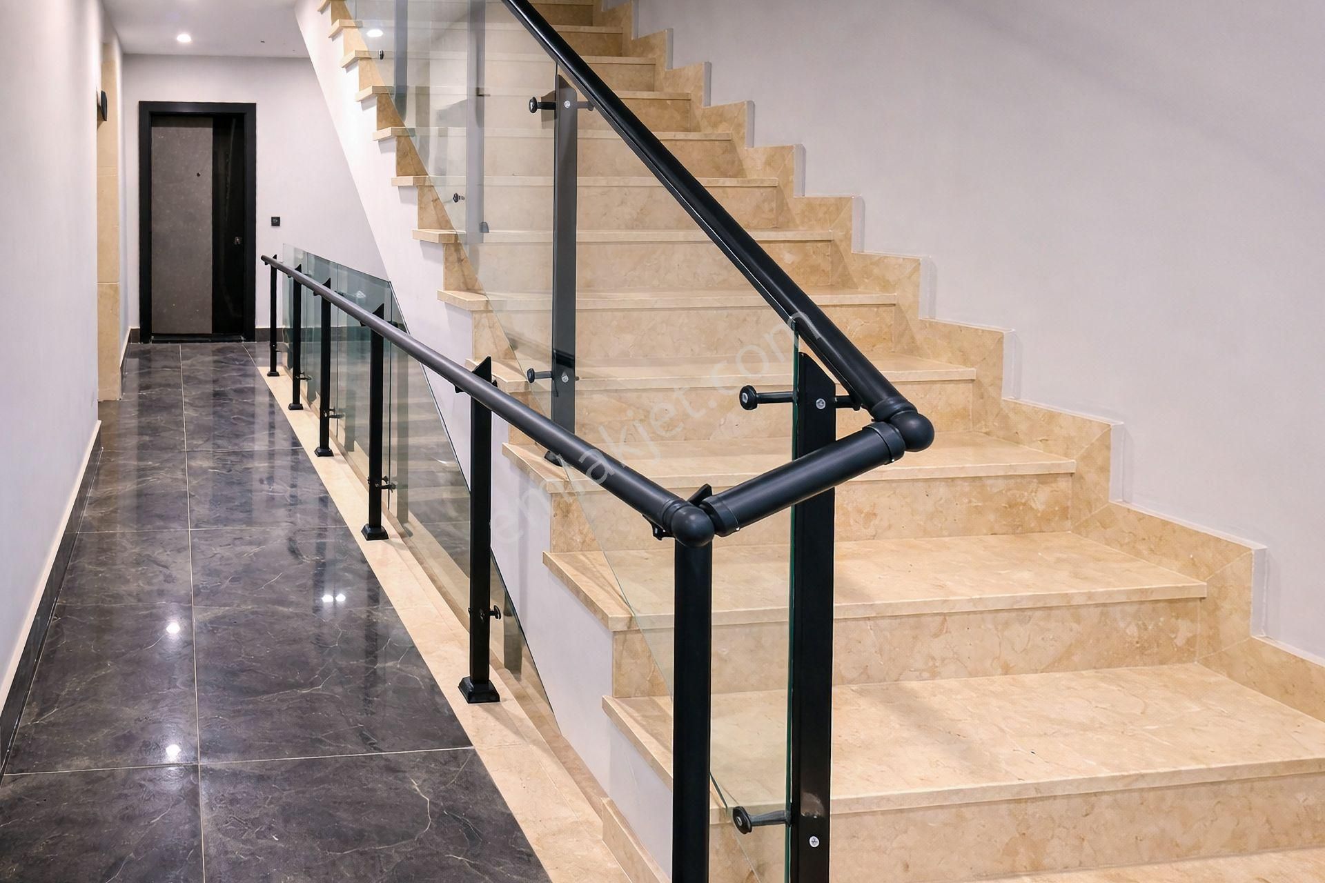 Goldcıty İçerisinde Yeni Sitede 1+1 Bahçe Manzaralı Daire - Görsel 15