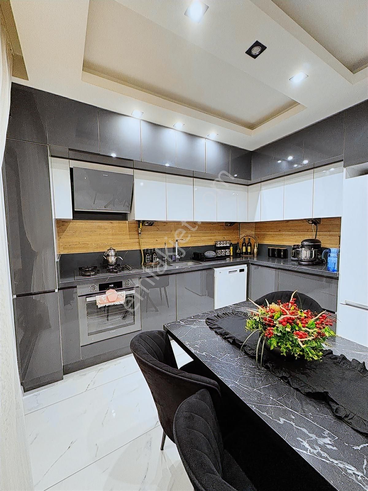 Bandırma Mavi Emlaktan İhsaniye Mahallesinde 3+1 Satılık Daire - Görsel 6