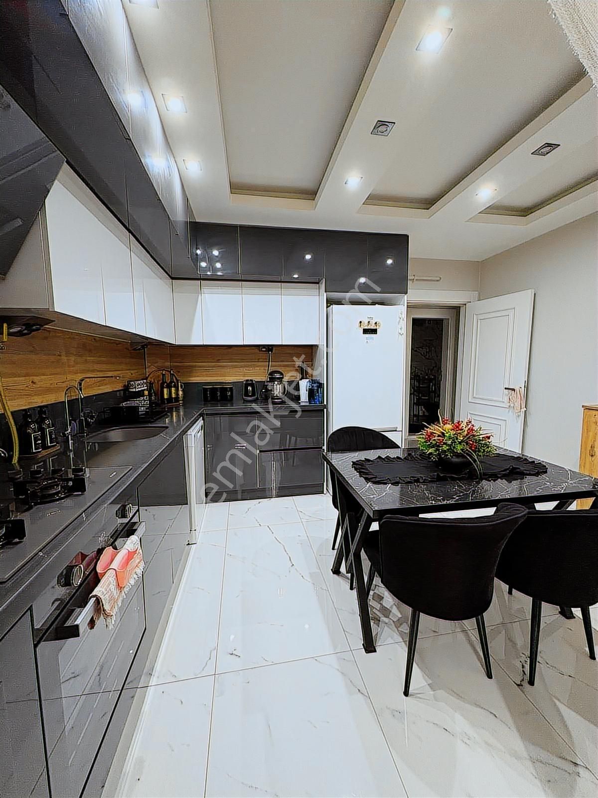 Bandırma Mavi Emlaktan İhsaniye Mahallesinde 3+1 Satılık Daire - Görsel 5