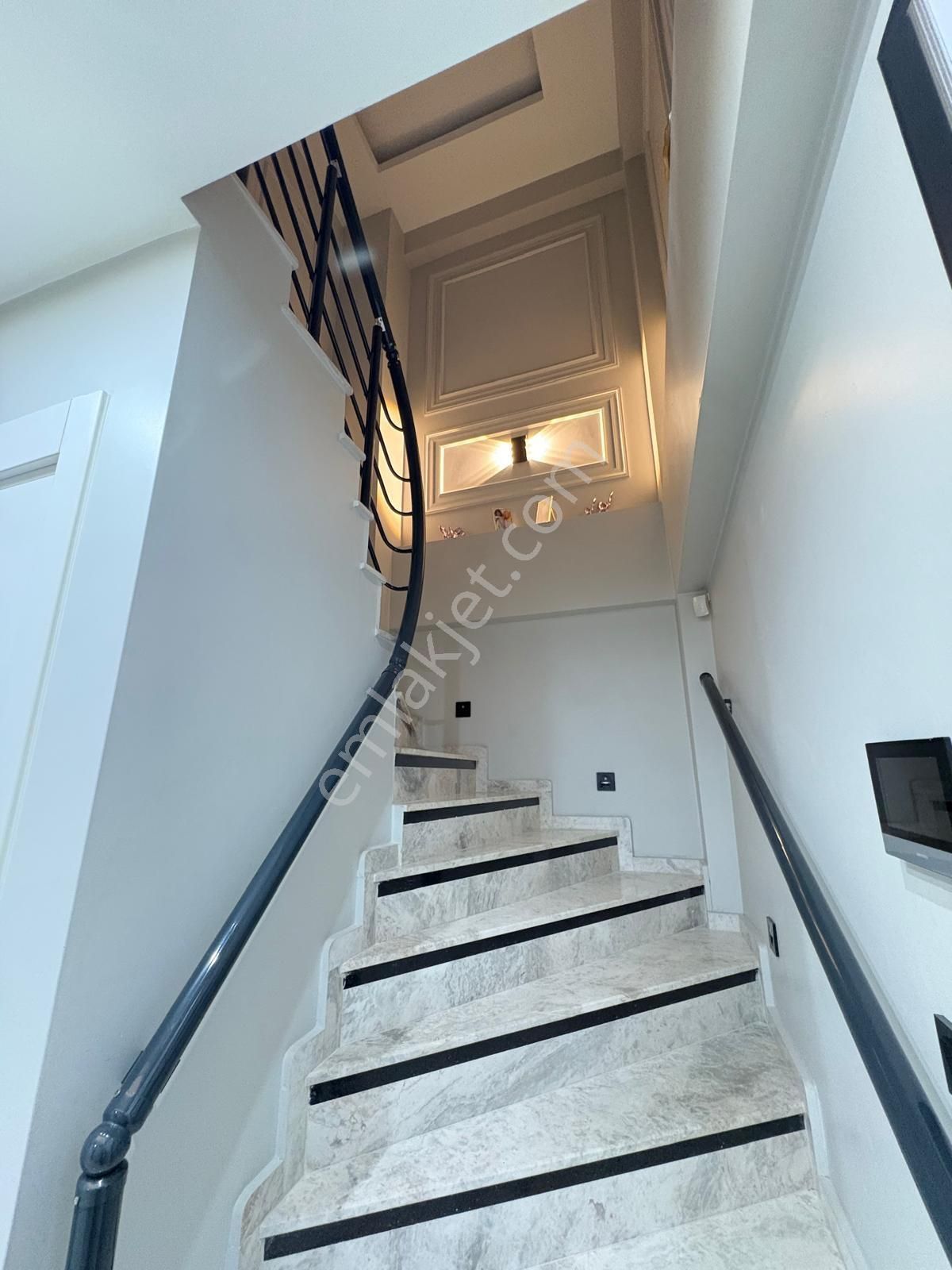 Bandırma Mavi Emlaktan İhsaniye Mahallesinde 3+1 Satılık Daire - Görsel 23