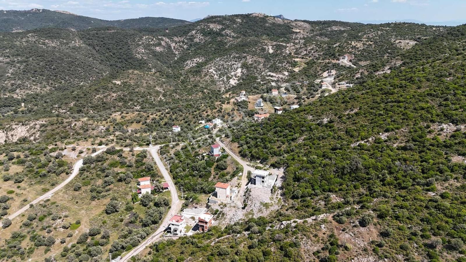 Foça Emlak'tan Sazlıca Da İnşaat Ruhsatı Hazır Arsa - Görsel 2