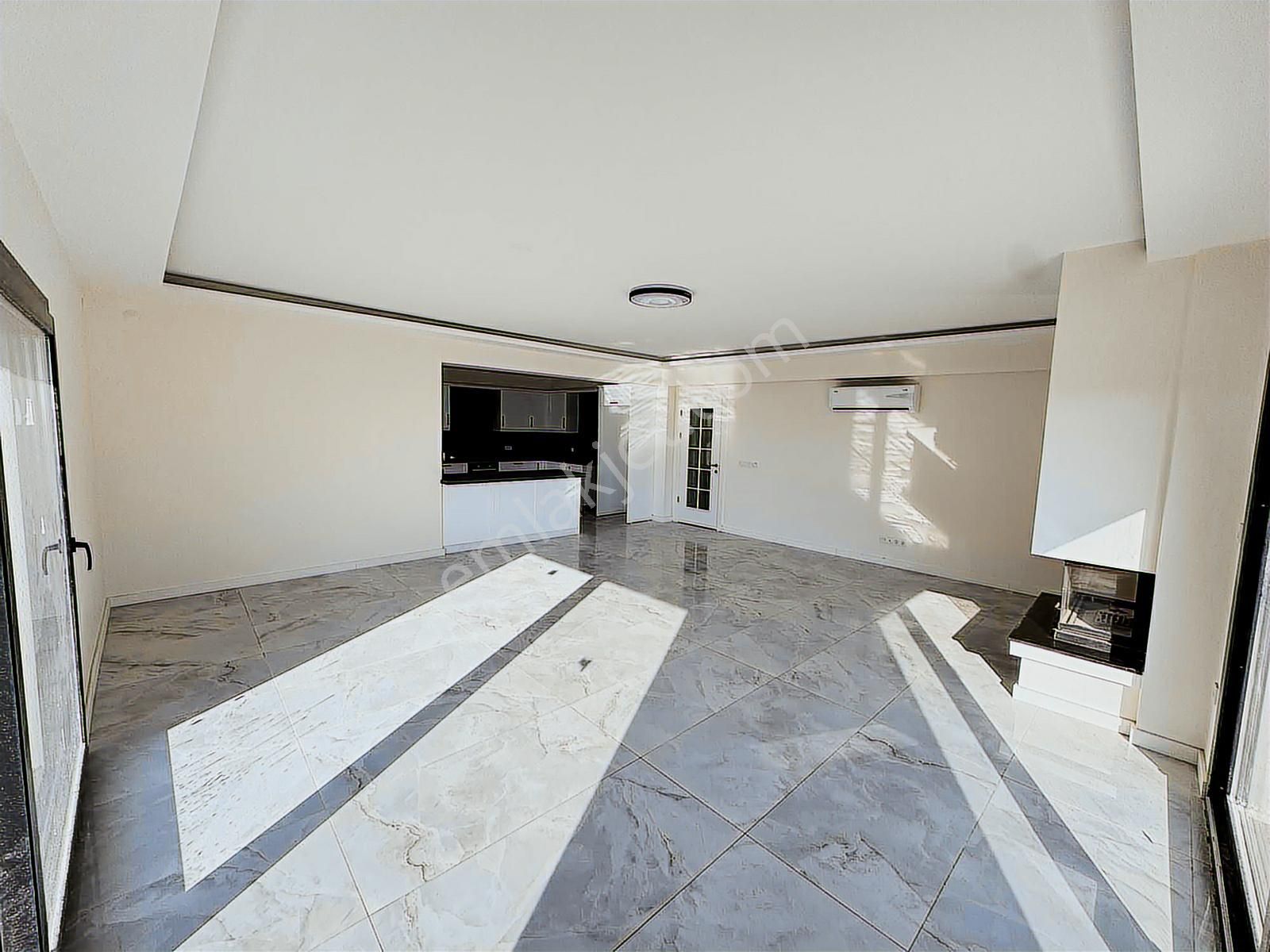 Foçaköy De Müstakil Havuzlu Tek Katlı 3+1 Taş Villa - Görsel 19