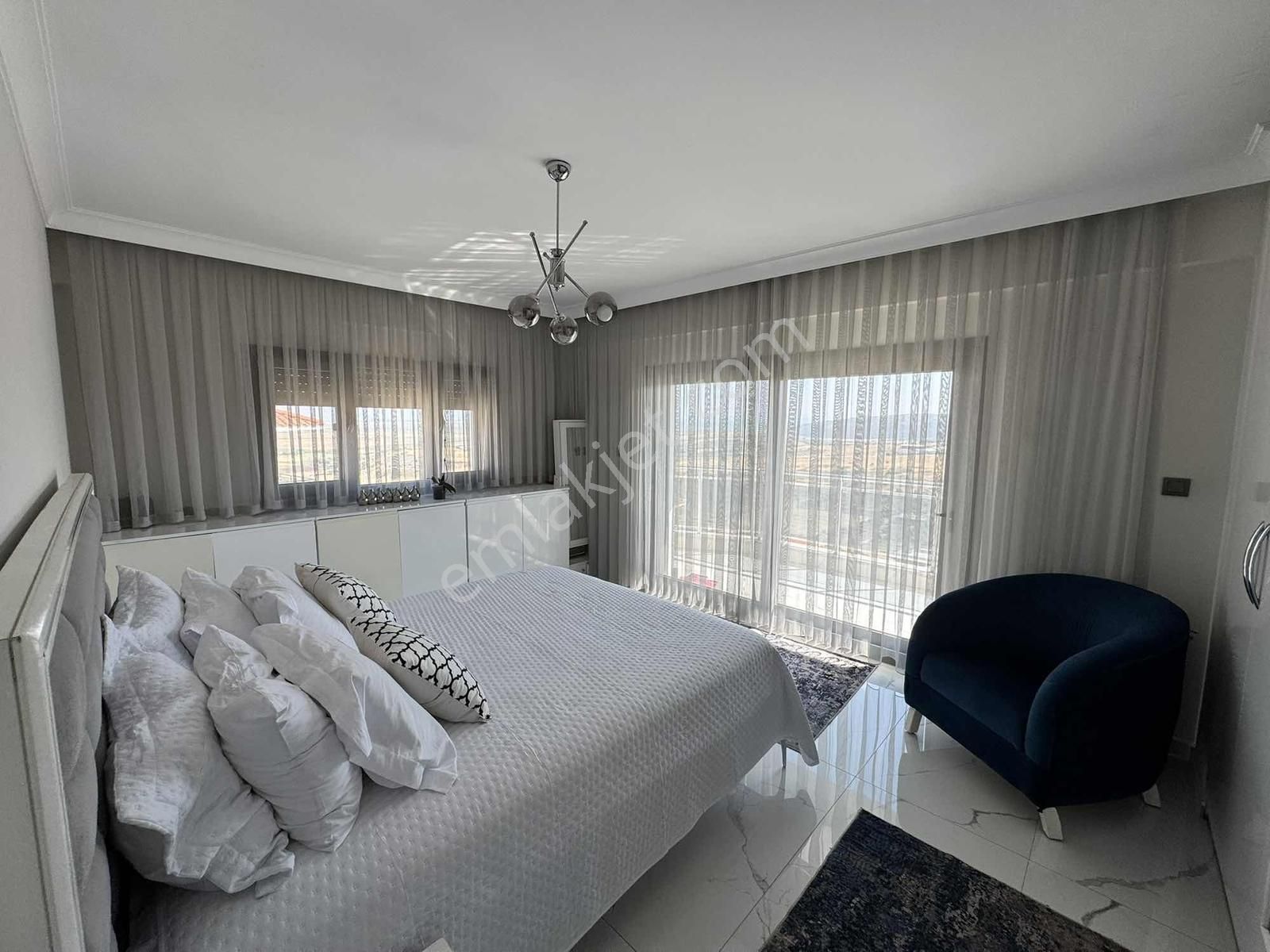 Foça Emlak'tan Foçaköy De Satılık 4+1 Havuzlu Müstakil Villa - Görsel 9