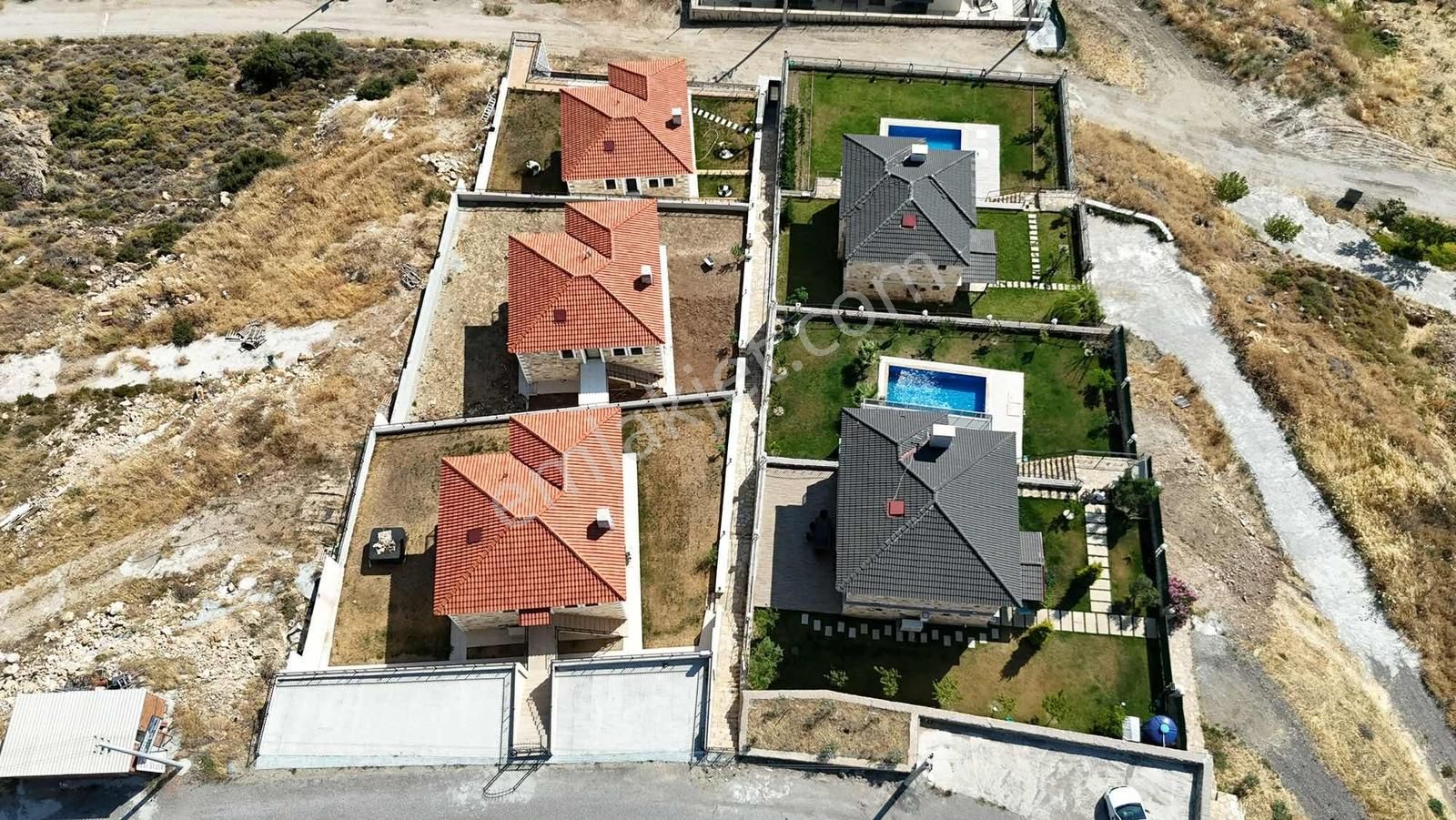 Foça Emlak'tan Foçaköy De Satılık 4+1 Havuzlu Müstakil Villa - Görsel 15