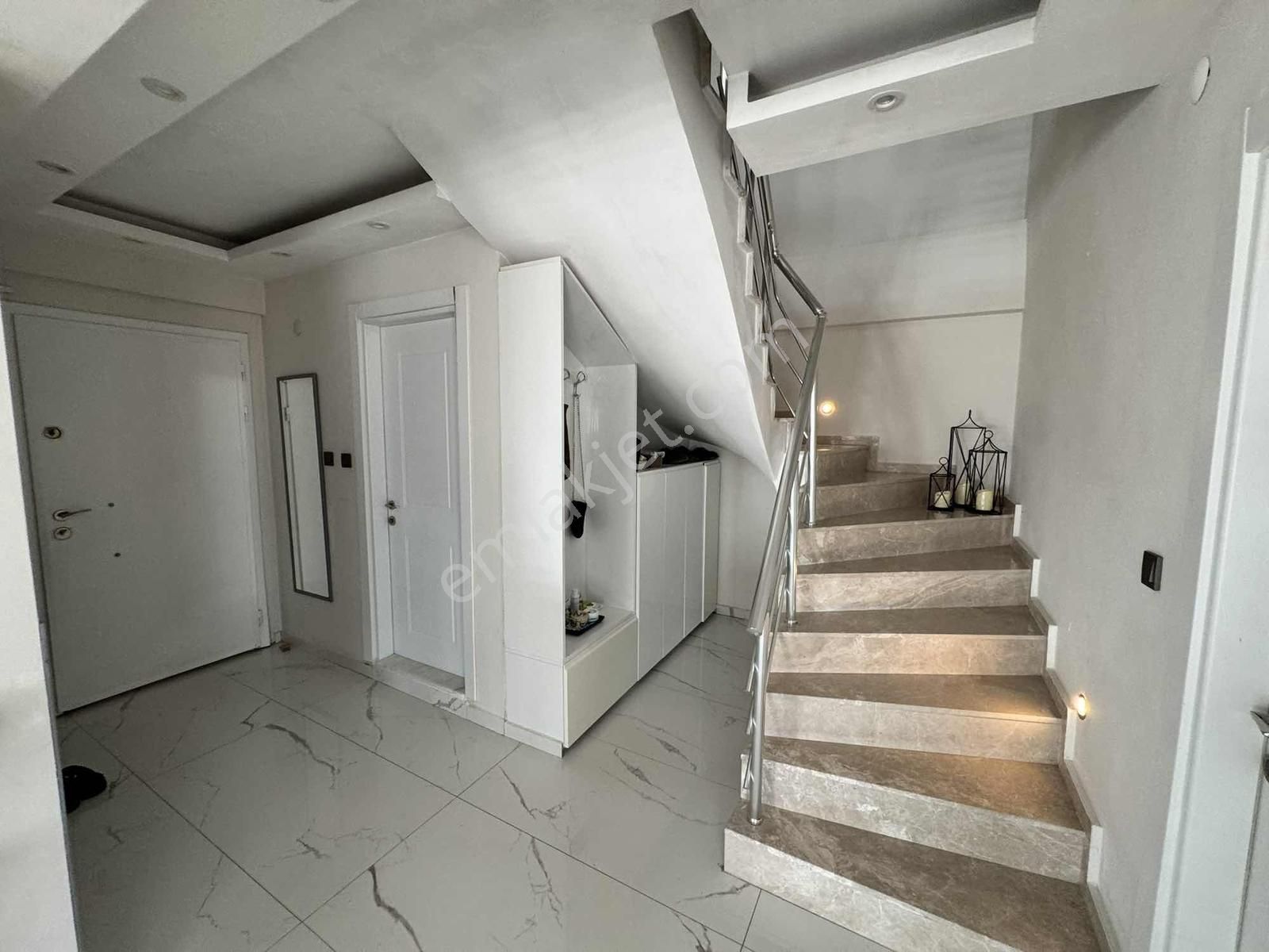 Foça Emlak'tan Foçaköy De Satılık 4+1 Havuzlu Müstakil Villa - Görsel 32