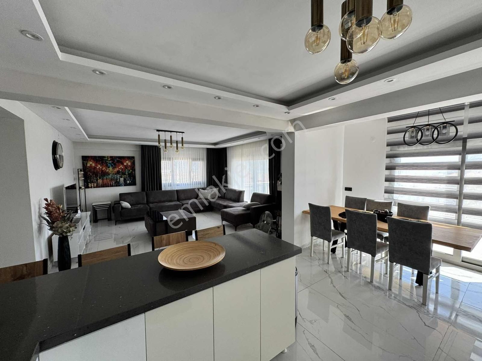 Foça Emlak'tan Foçaköy De Satılık 4+1 Havuzlu Müstakil Villa - Görsel 2