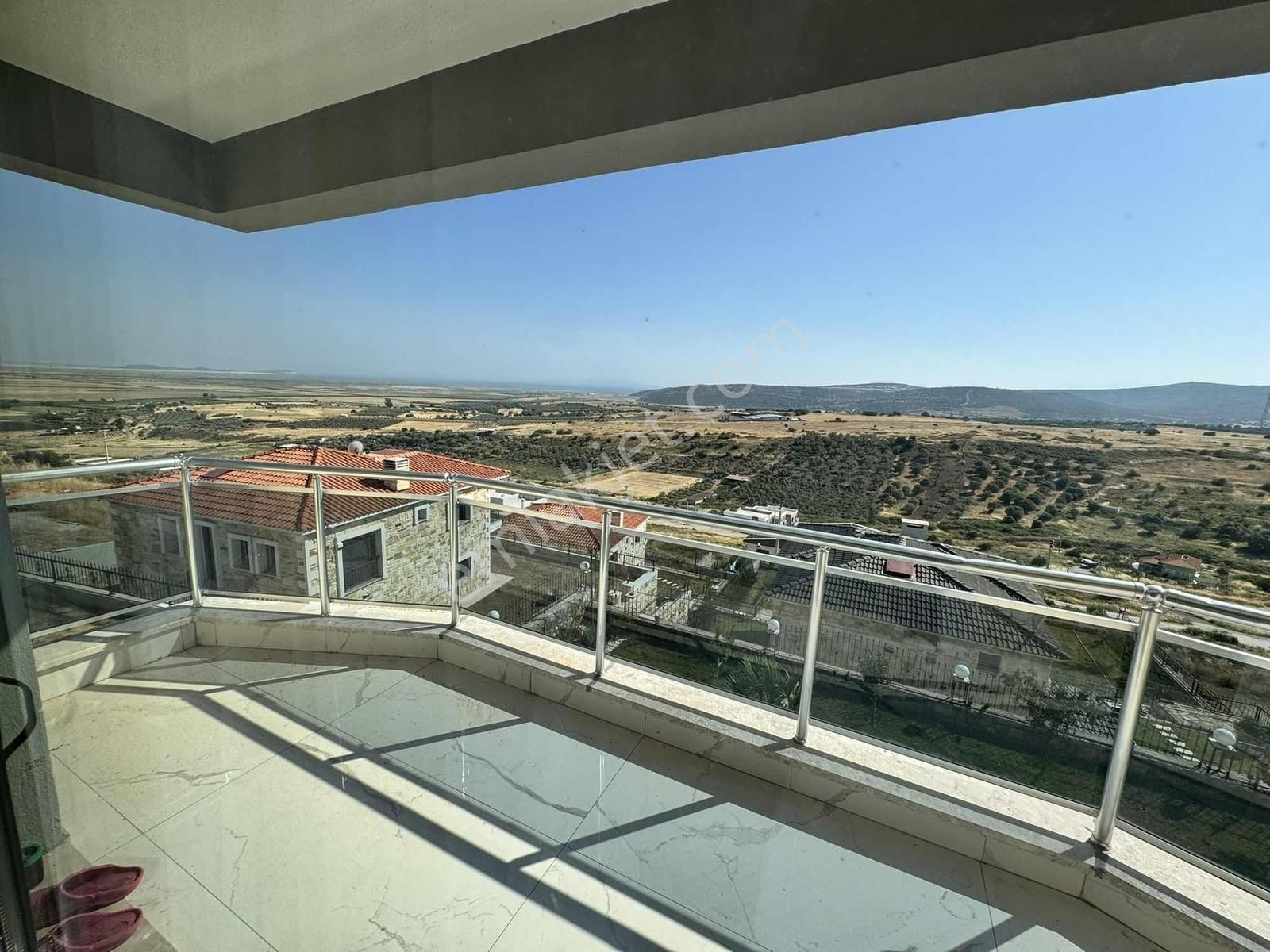 Foça Emlak'tan Foçaköy De Satılık 4+1 Havuzlu Müstakil Villa - Görsel 11