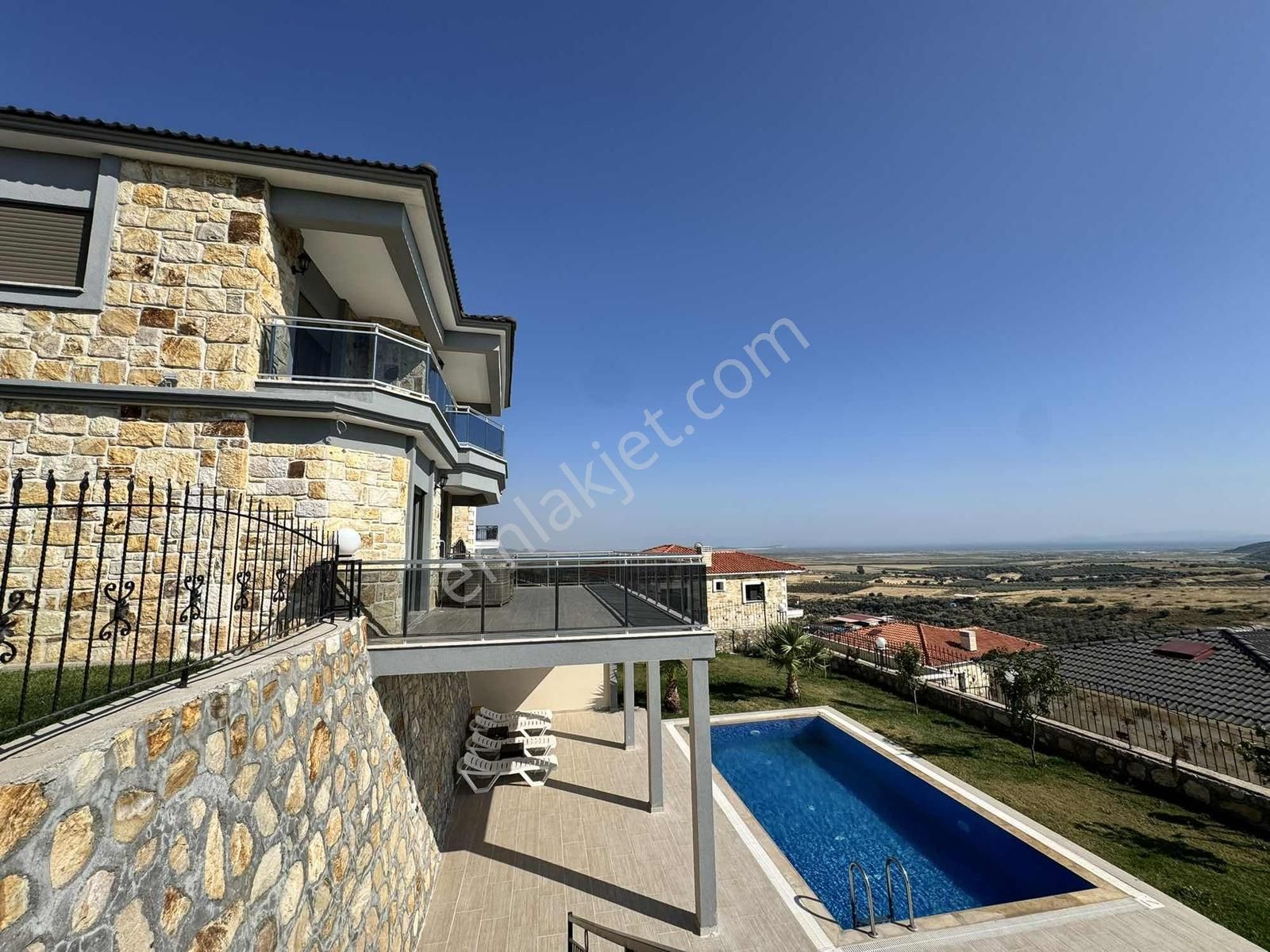 Foça Emlak'tan Foçaköy De Satılık 4+1 Havuzlu Müstakil Villa - Görsel 20