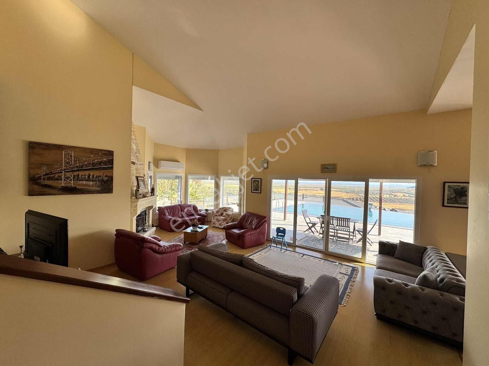 Foçaköyde I Tam Müstakil I Sonsuzluk Havuzlu I 3+1 Taş Villa - Görsel 7