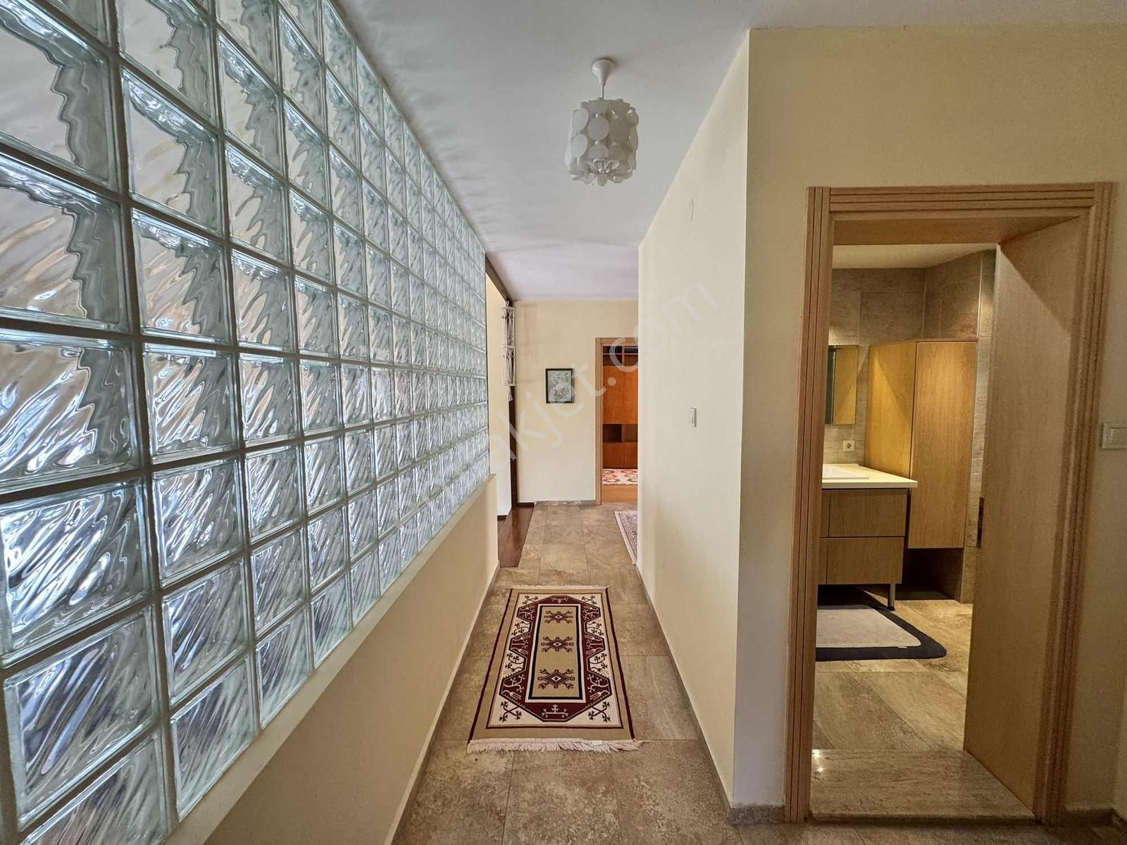 Foçaköyde I Tam Müstakil I Sonsuzluk Havuzlu I 3+1 Taş Villa - Görsel 14