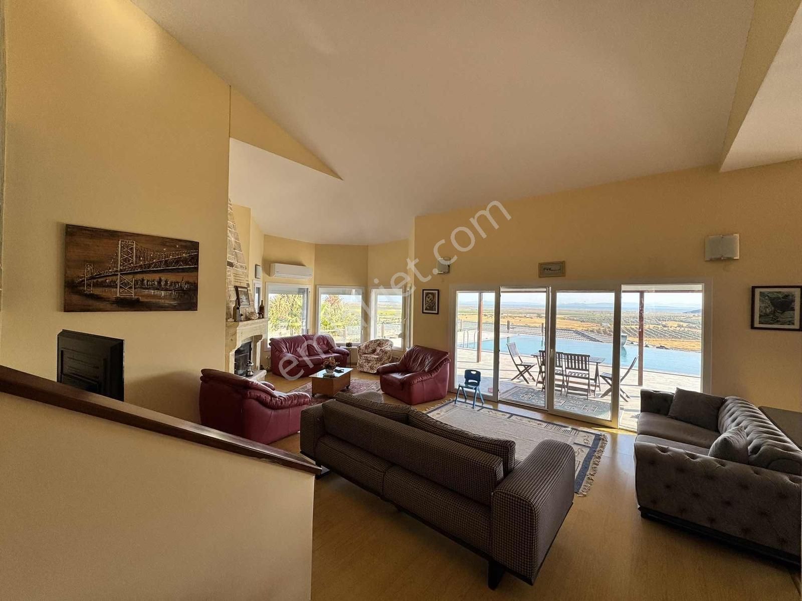 Foçaköyde I Tam Müstakil I Sonsuzluk Havuzlu I 3+1 Taş Villa - Görsel 29