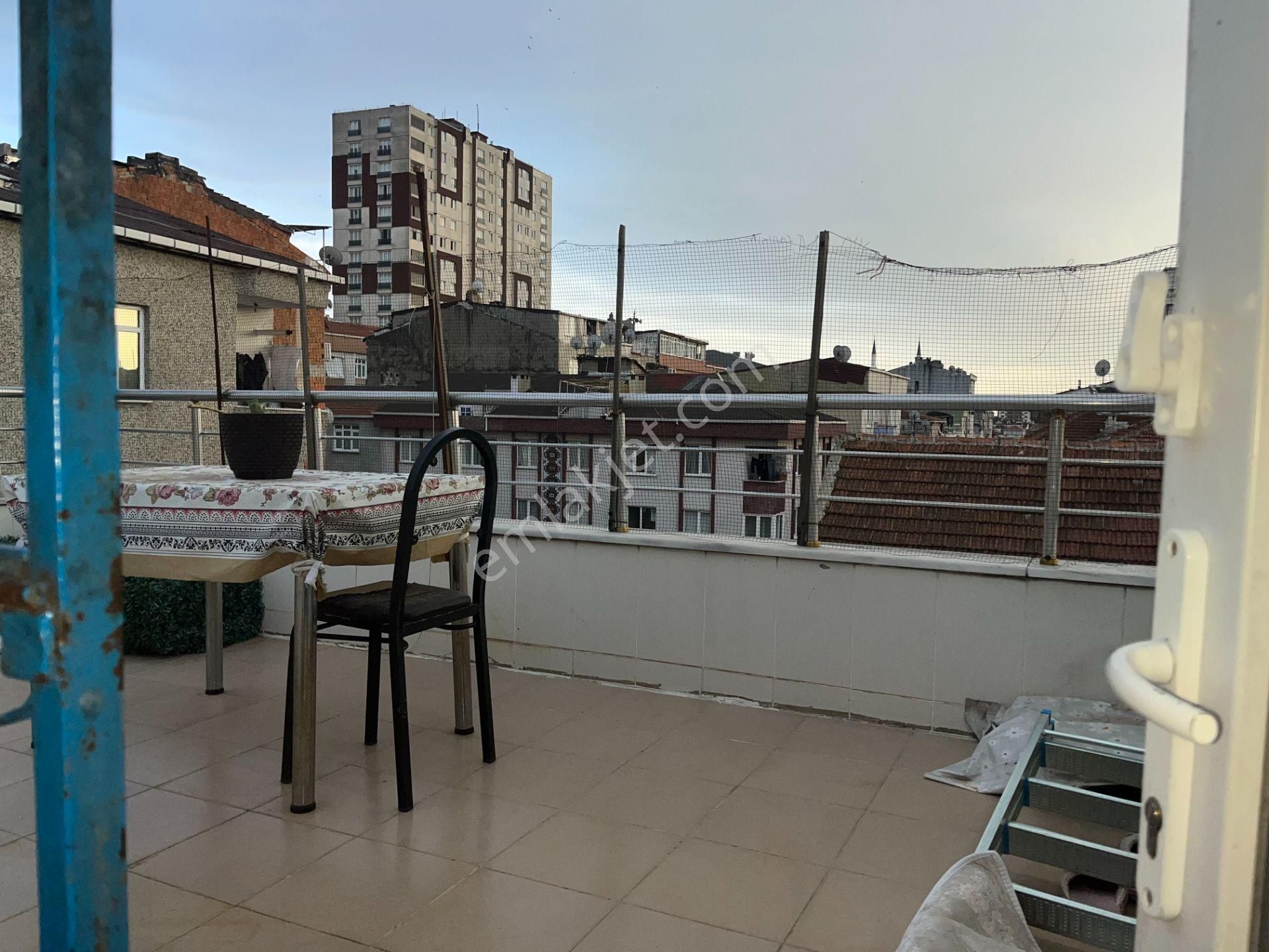 Bağcılar Yıldıztepe Mah. Kısmen Eşyalı Çatı Katı Daire - Görsel 17