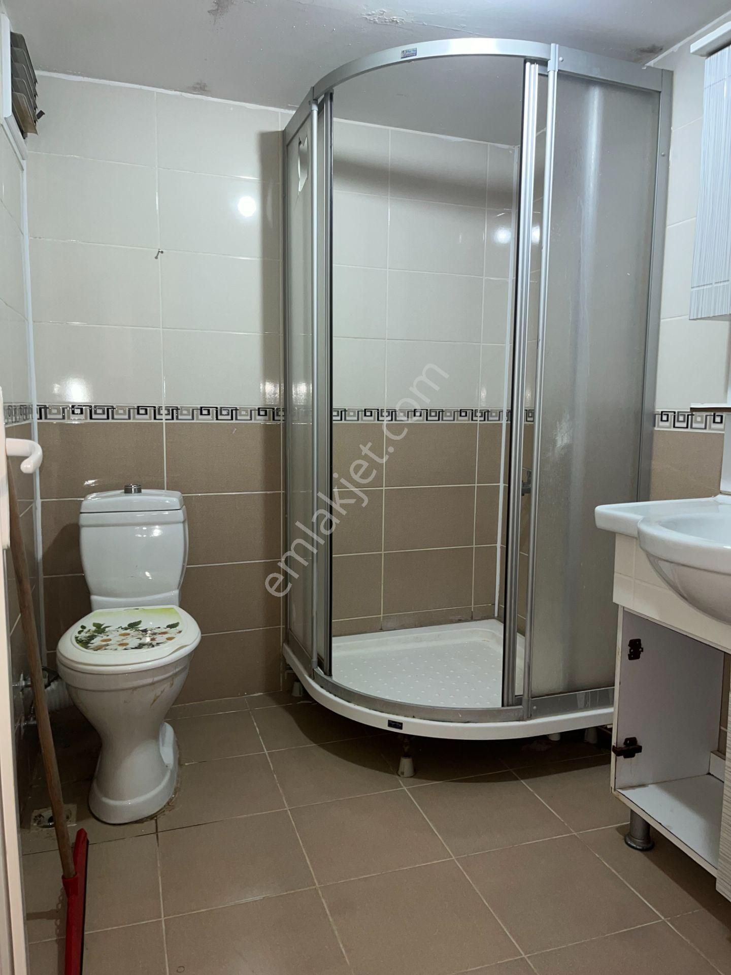 Bağcılar Yıldıztepe Mah. Kısmen Eşyalı Çatı Katı Daire - Görsel 9