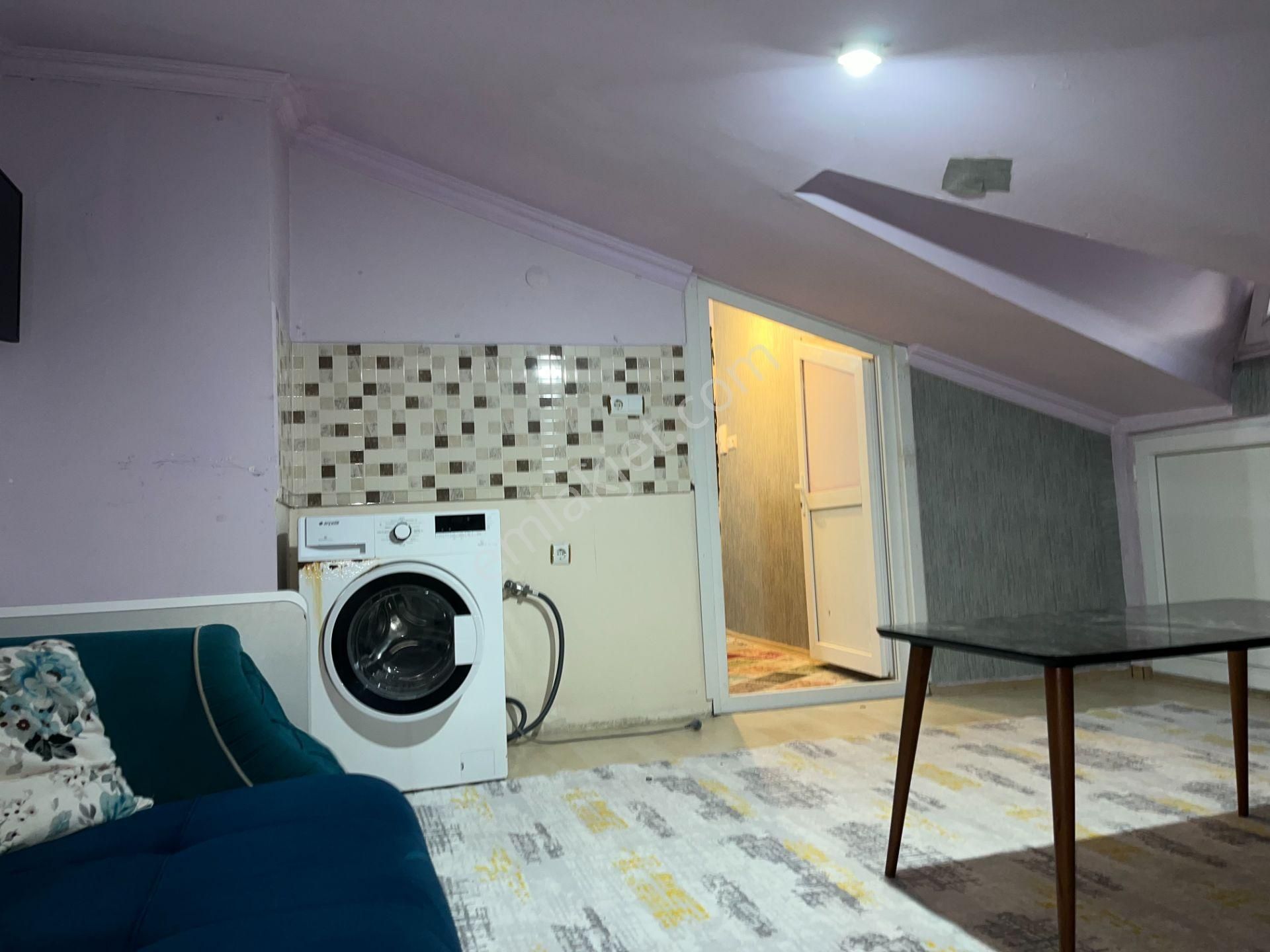 Bağcılar Yıldıztepe Mah. Kısmen Eşyalı Çatı Katı Daire - Görsel 8