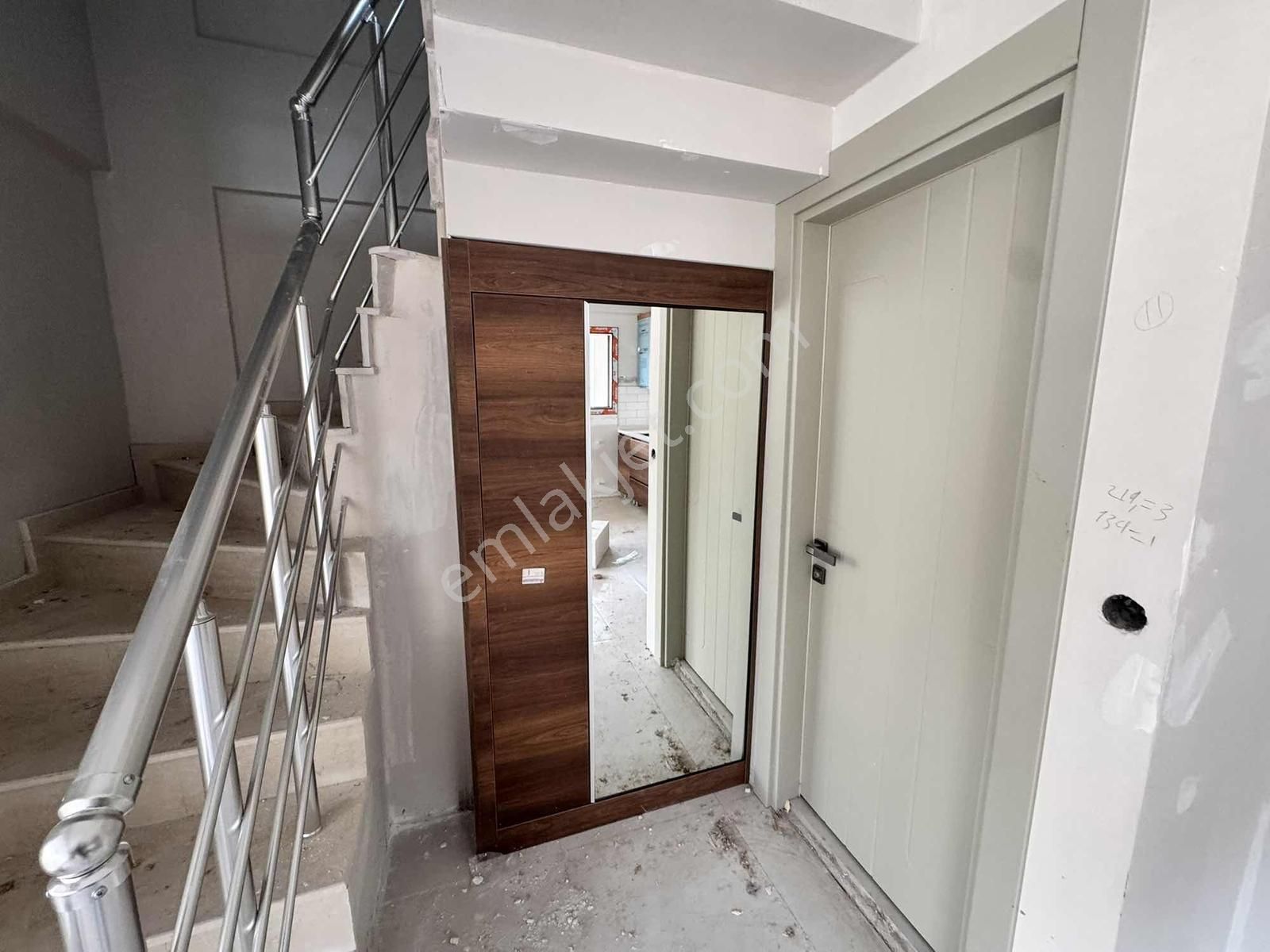 Foça Emlak'tan Ilıpınar Da 2+1 Geniş Bahçeli Modern Villa - Görsel 4