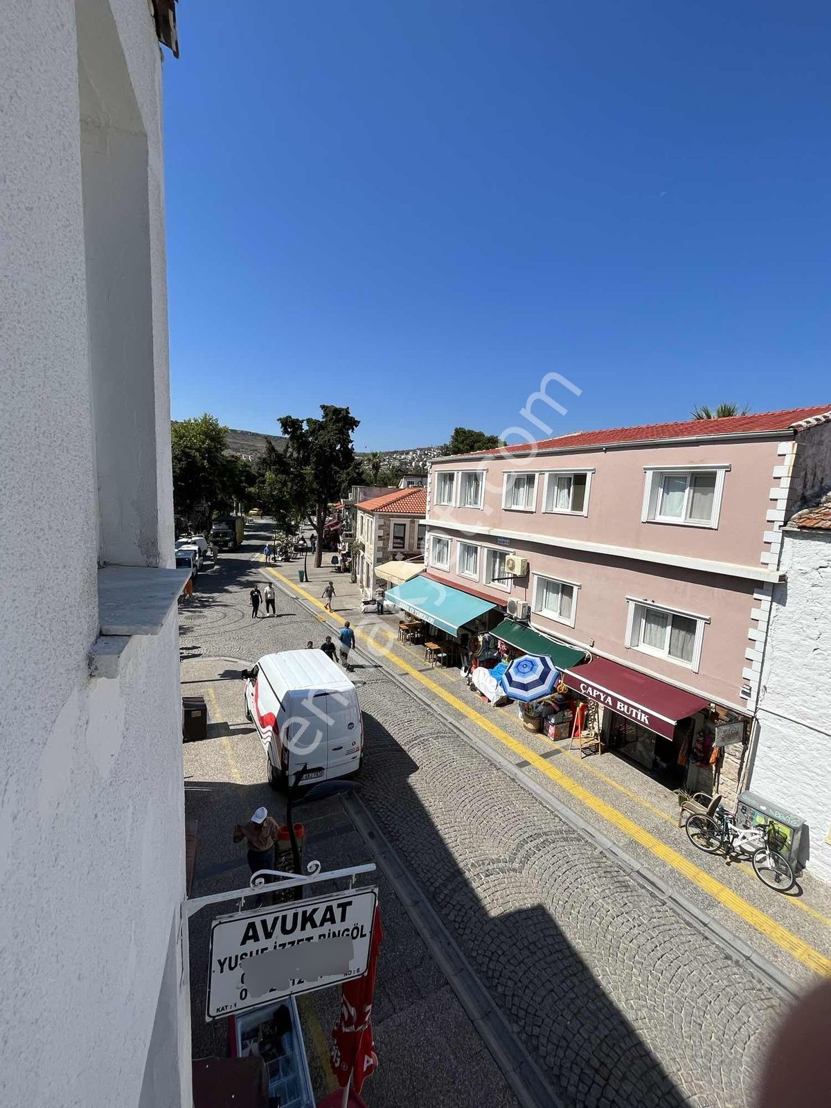 Eski Foça Çarşıda Kiralık İş Yeri / Ofis - Görsel 2