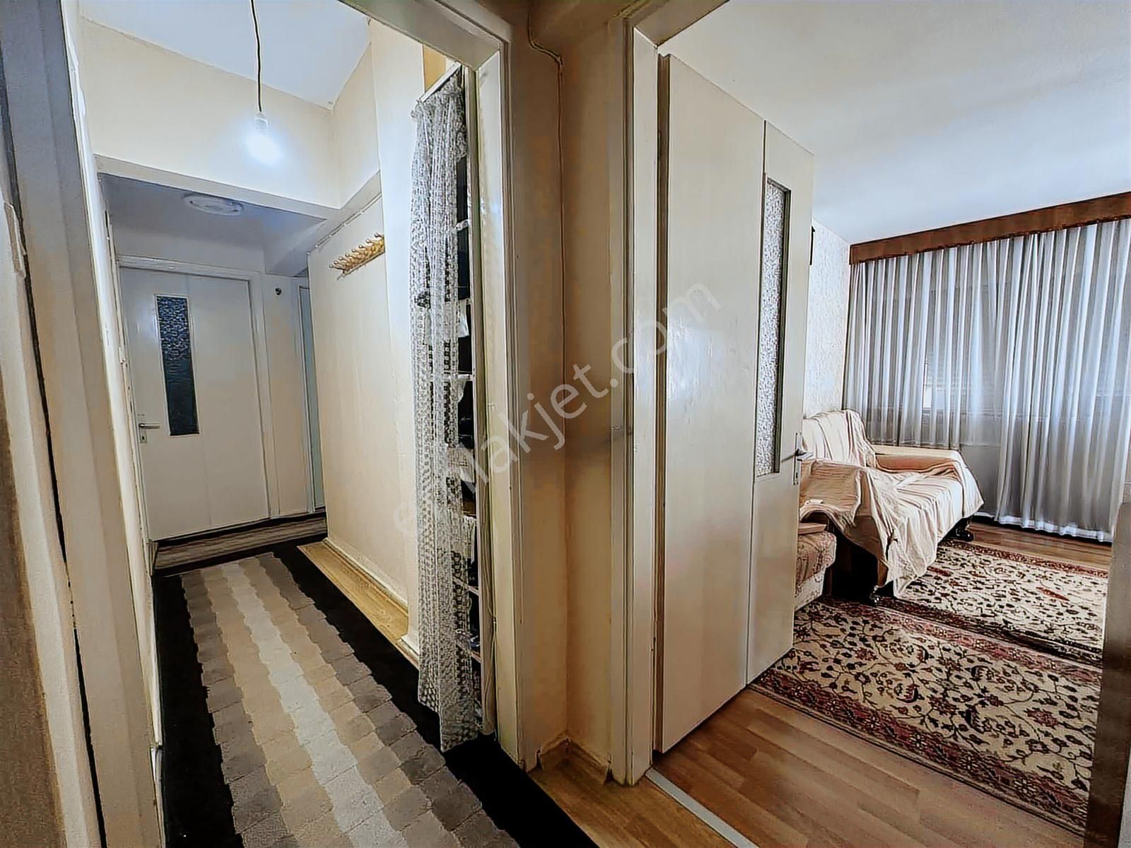 Üçyol Metro'ya 2 Dk Bahçelievler Merkezde Satılık 3+1 Köşe Daire - Görsel 12